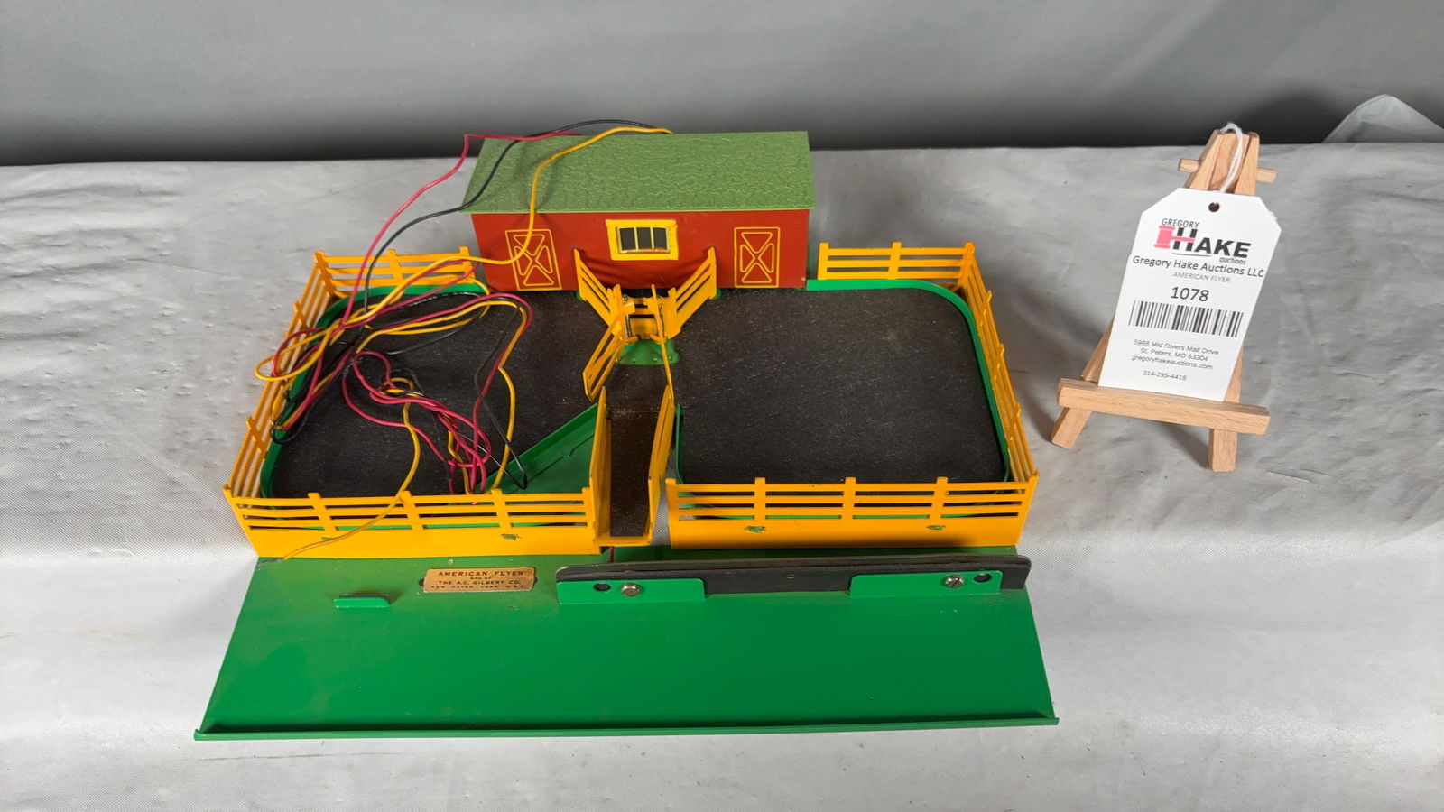 American Flyer 771 Cattle Coral (1 of 5)