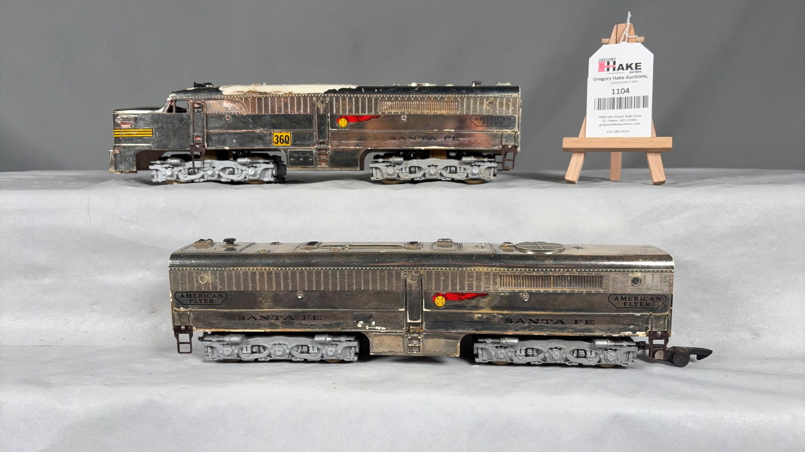American Flyer Postwar Chrome 360 Santa Fe Loco PA & Dummy Diesel - 2