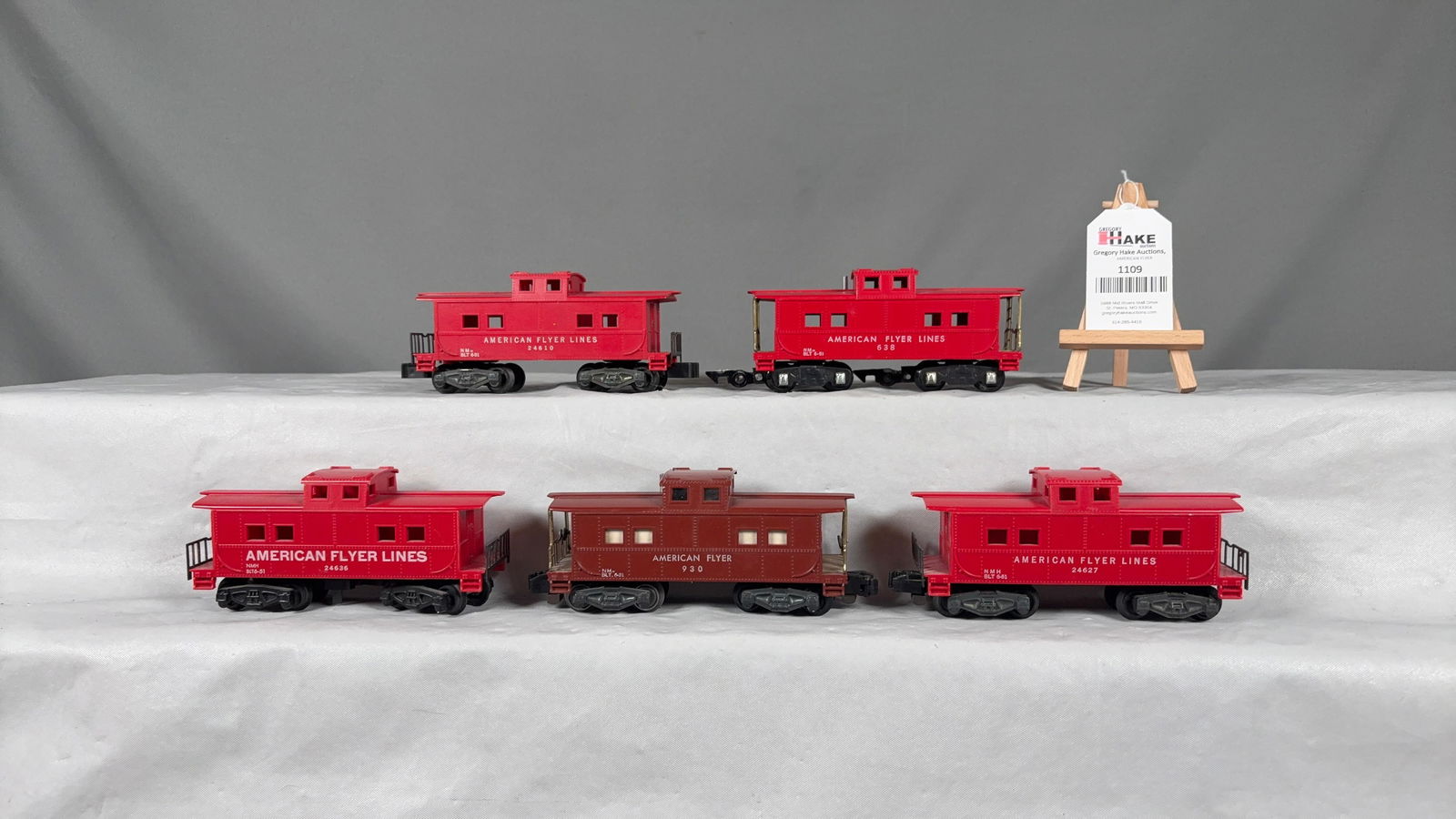 5 American Flyer Postwar Cabooses (1 of 6)