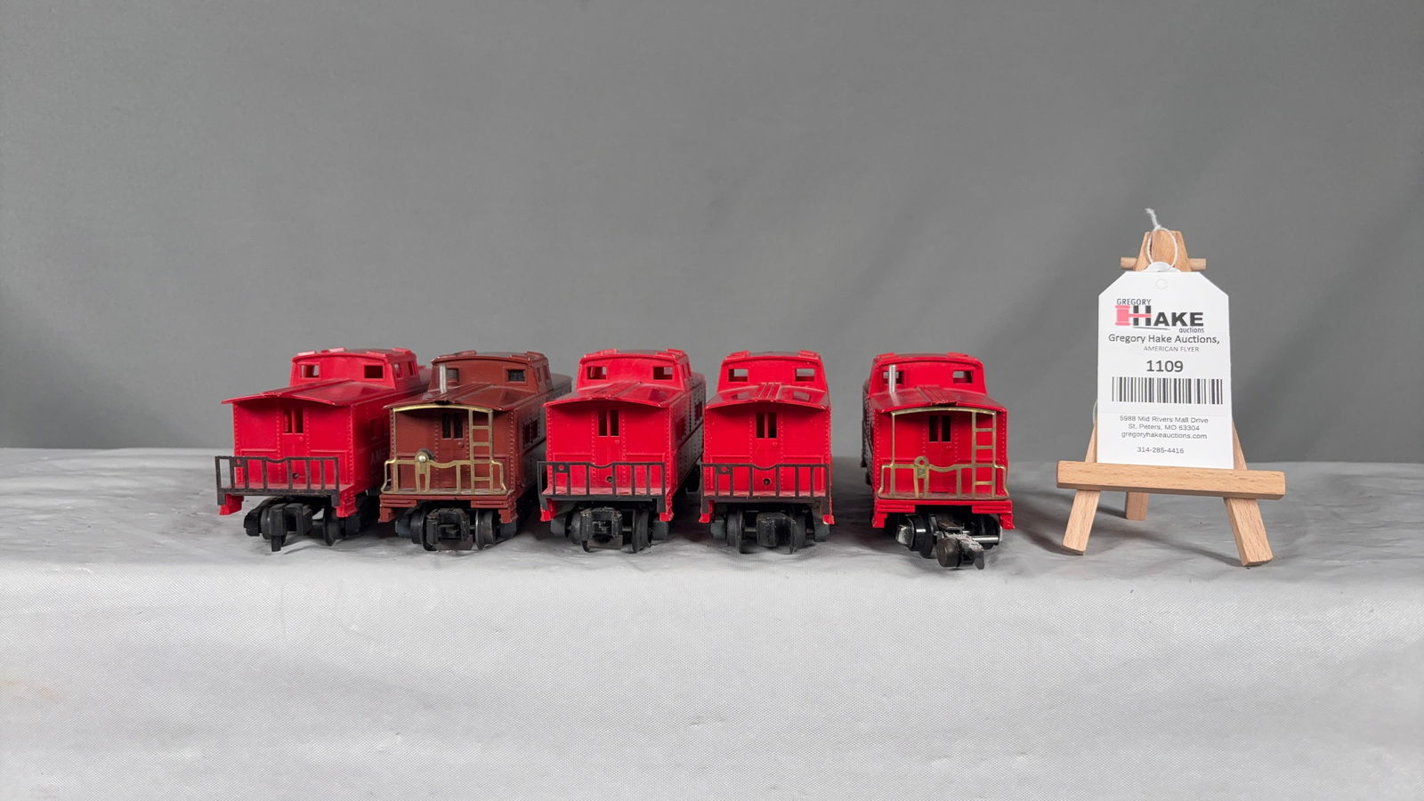 5 American Flyer Postwar Cabooses - 5