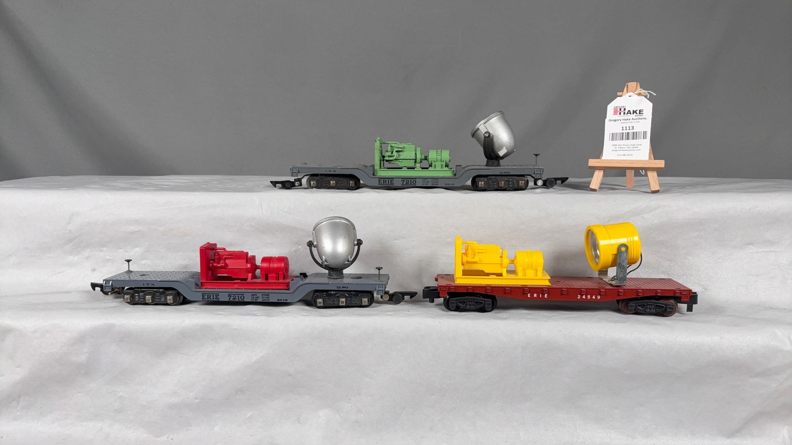 3 American Flyer Postwar Searchlight Cars (1 of 6)