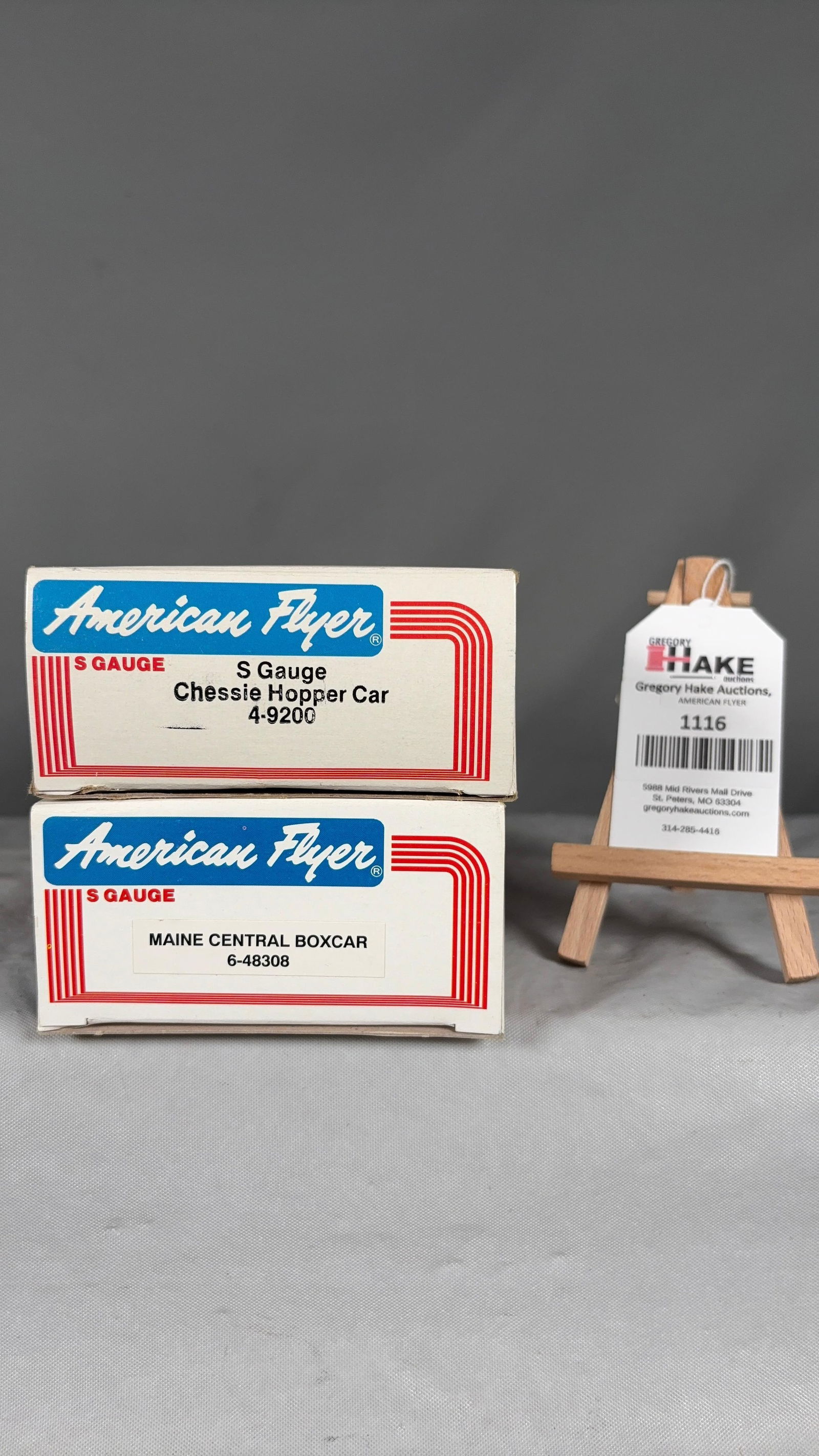 American Flyer 4-9200, 6-48308 w/ OB: American Flyer 4-9200 S Gauge Chessie Hopper Car, 6-48308 Maine Central Boxcar w/ OB See photos for detailsSize10x5x5