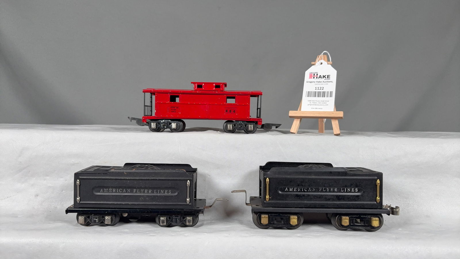 2 American Flyer Prewar Tenders & 1 484 Caboose - 2