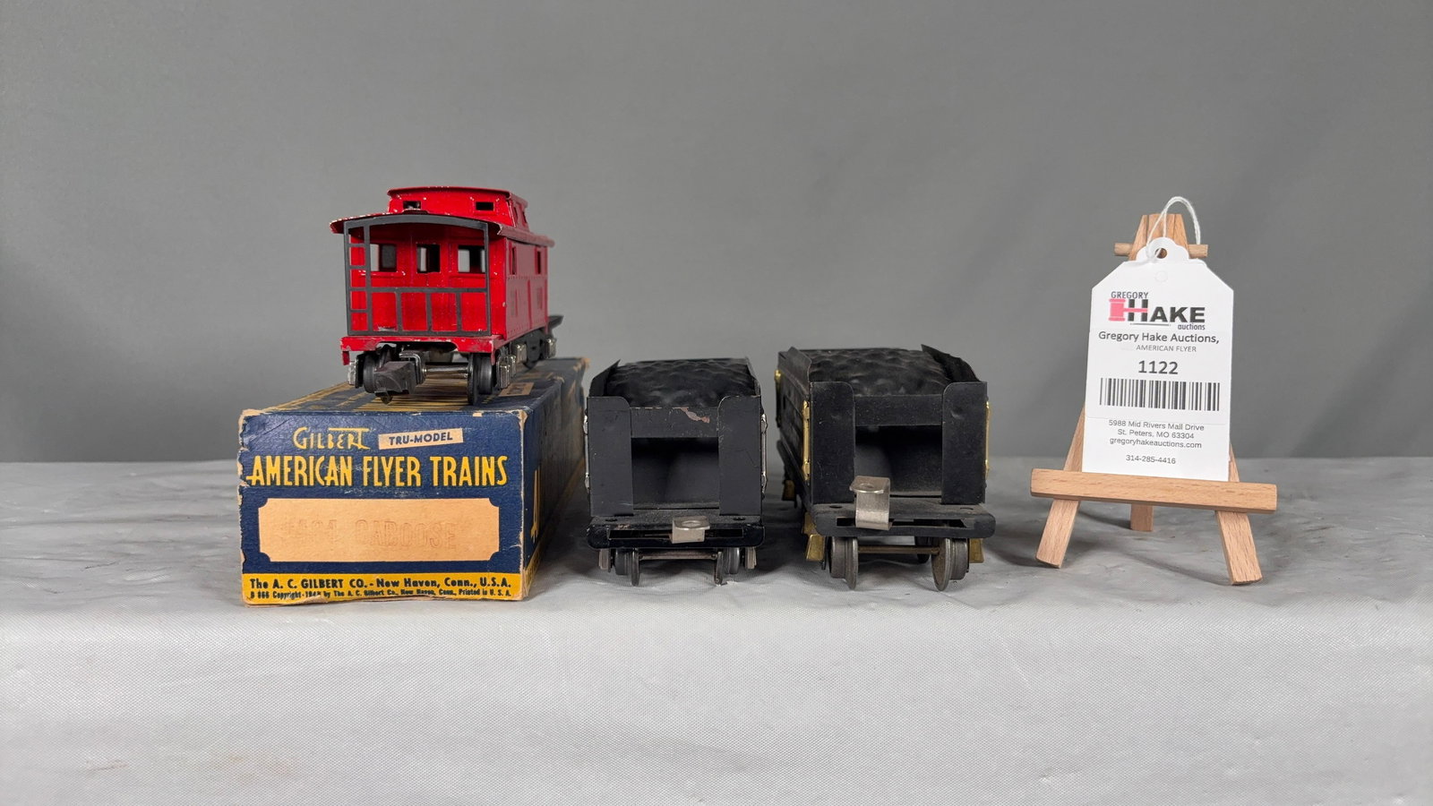 2 American Flyer Prewar Tenders & 1 484 Caboose - 5