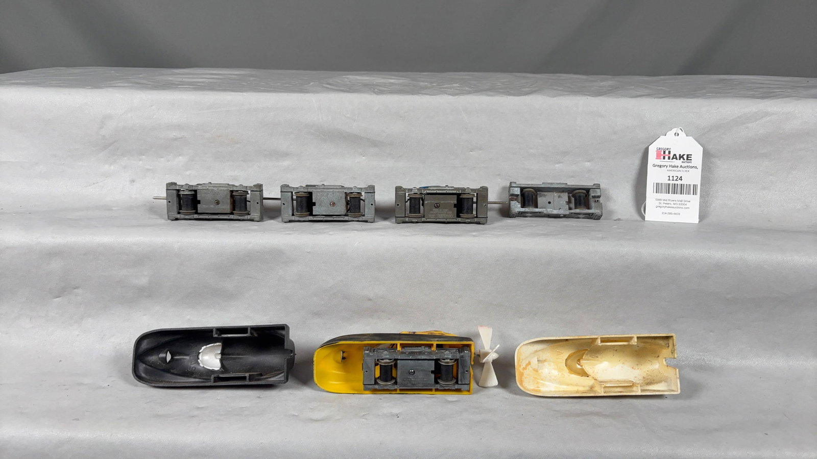 Group of Athearn Speedsters w/ Rear Propeller - 4