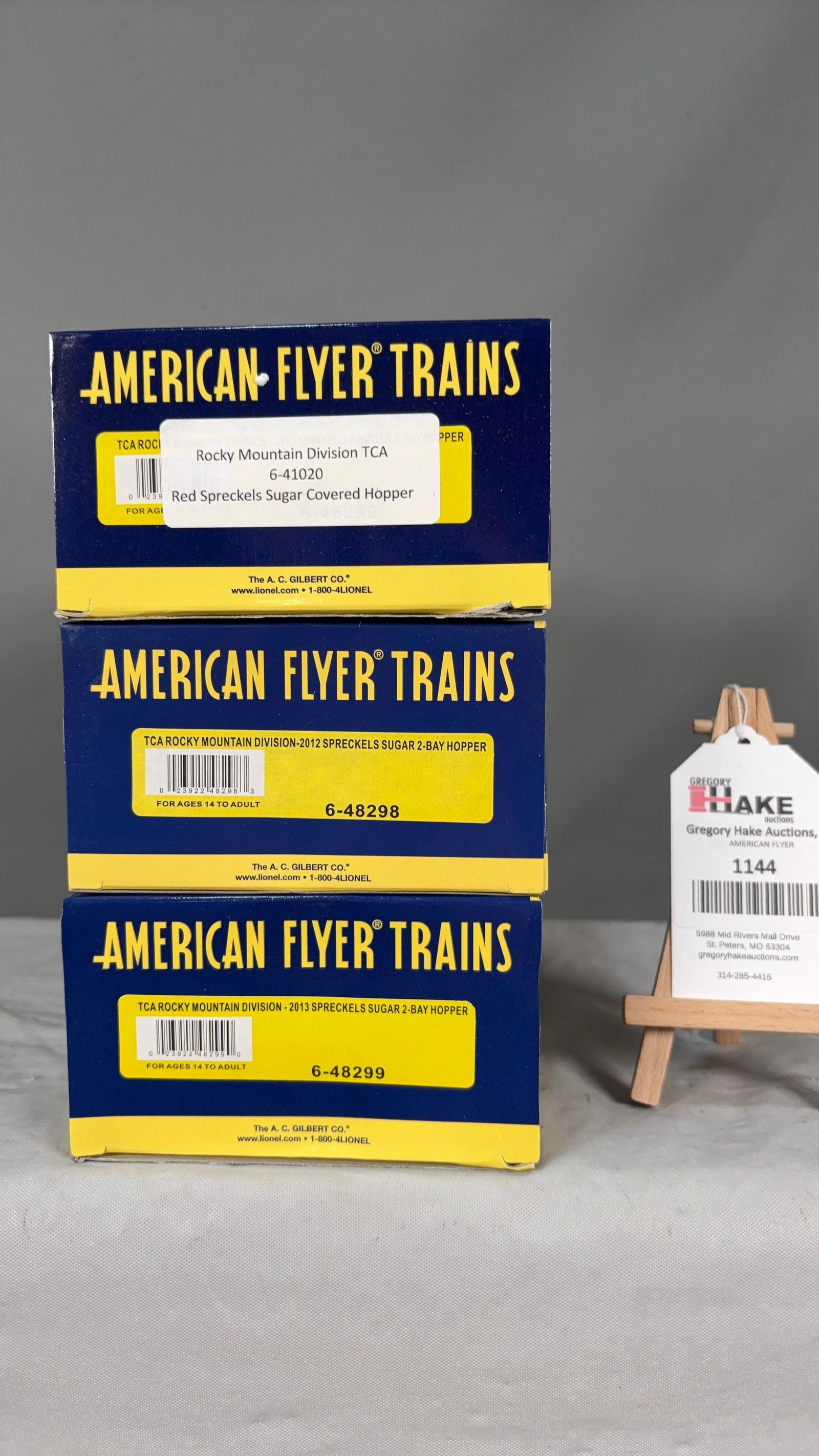 American Flyer 6-48298, 6-48299, 6-41020 w/ OB: American Flyer 6-48298 TCA Rocky Mountain Division - 2012 Spreckels Sugar 2 Bay Hopper, 6-48299 TCA Rocky Mountain Division - 2013 Spreckels Sugar 2 Bay Hopper, 6-41020 Rocky Mountain Division TCA