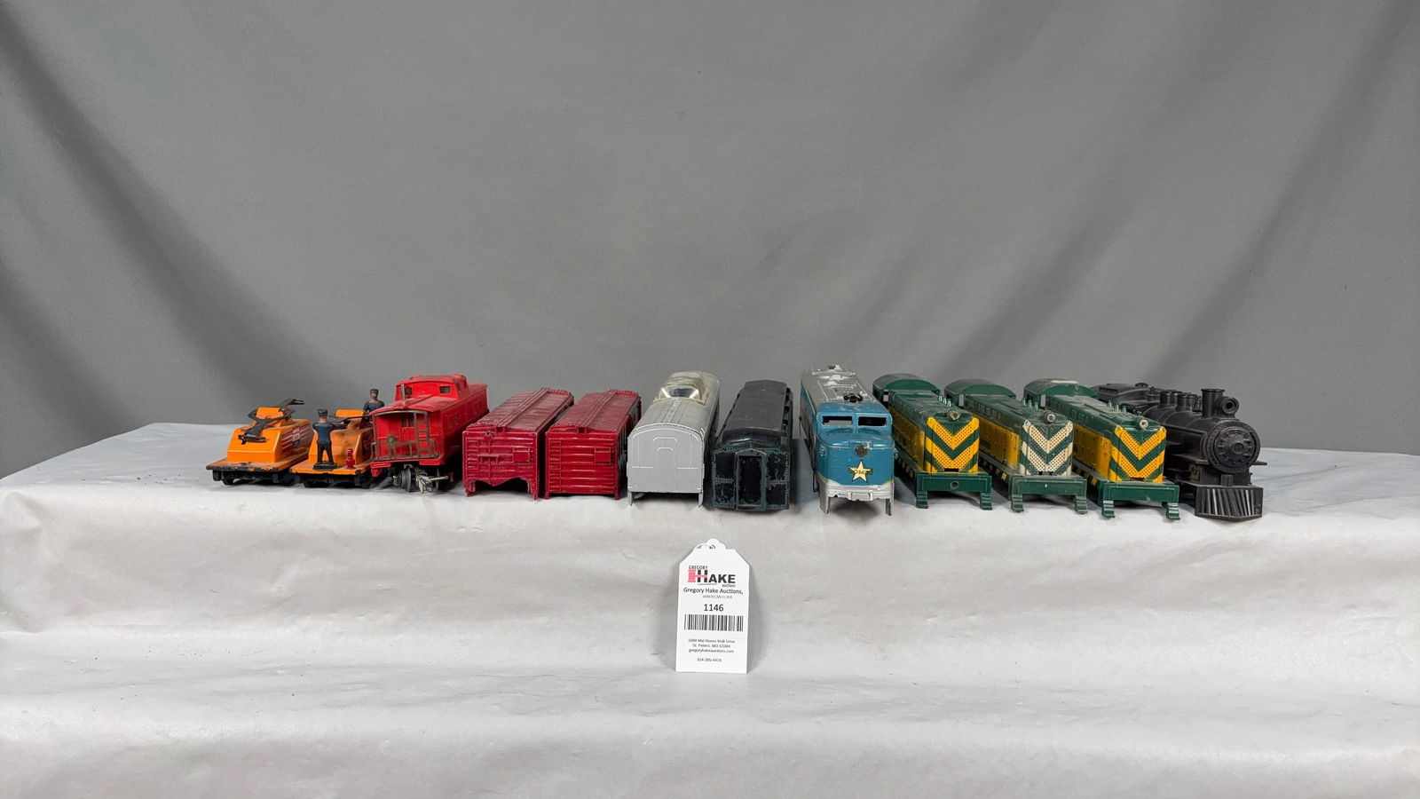 Large Group of American Flyer, Handcars, Freight cars, & Hand Car Shells - 5