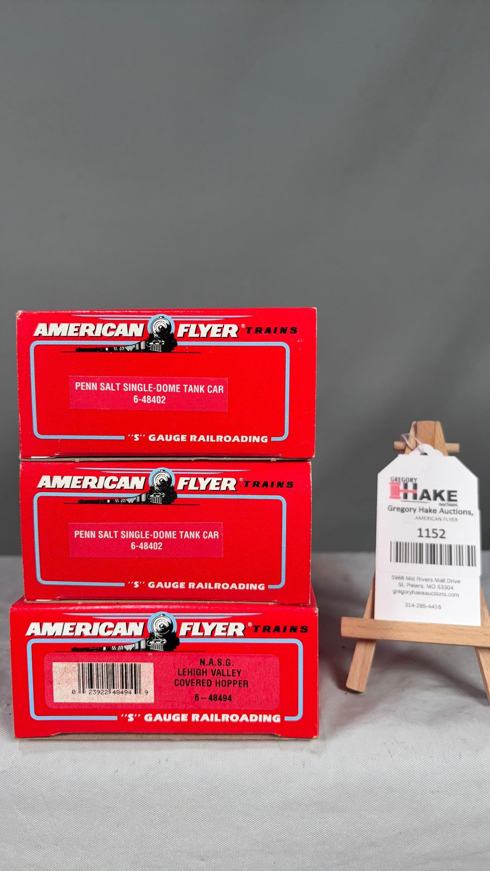 American Flyer 6-48402, 6-48402, 6-48494 w/ OB: American Flyer 6-48402, 6-48402 Penn Salt Single Dome Tank Car (Set of 2), 6-48494 NASG� Lehigh Valley Covered Hopper w/ OB. C9 See photos for details Size 11x5x8