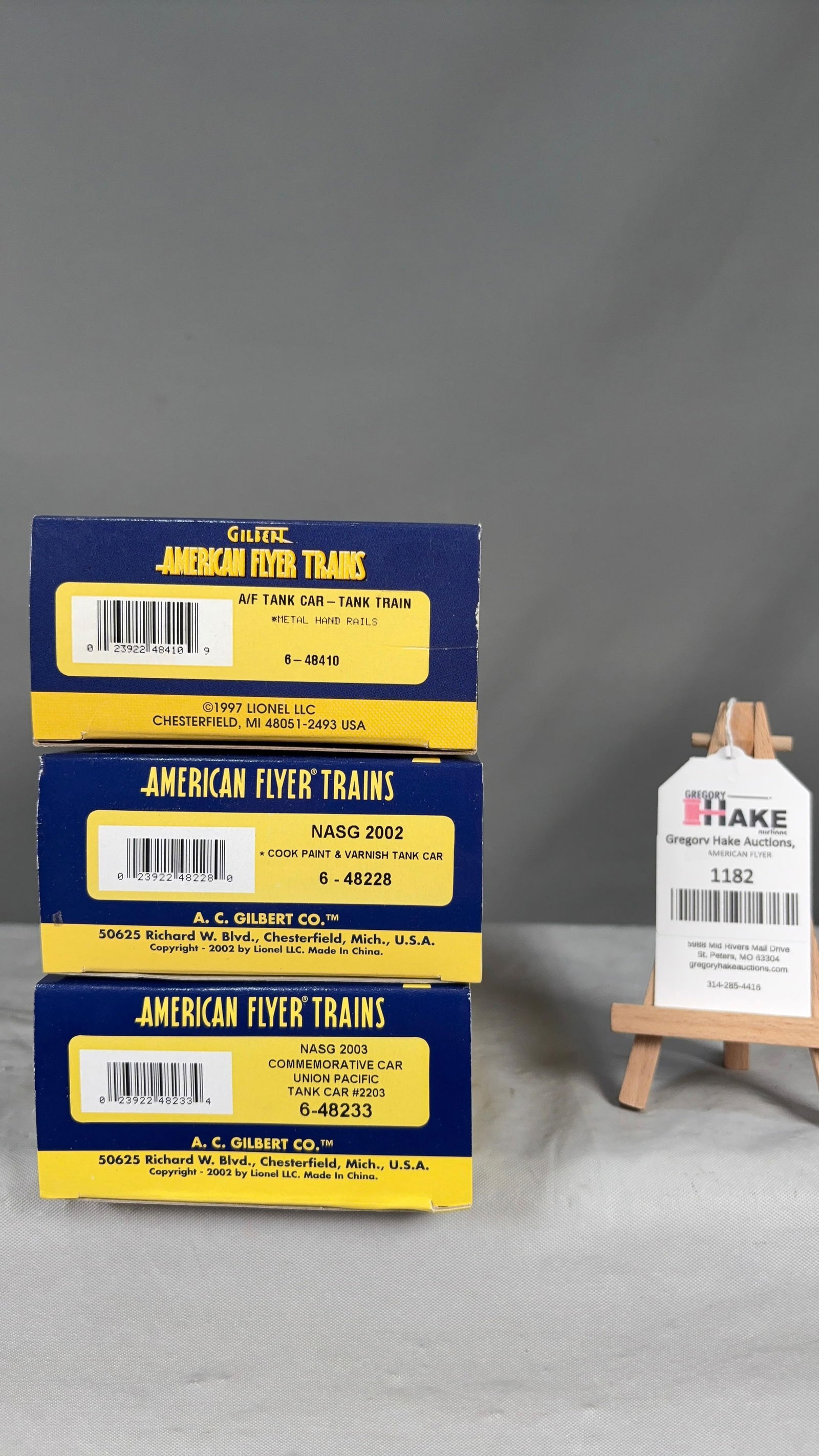 American Flyer 6-48410, 6-48233, 6-48228 w/ OB: American Flyer 6-48410 A/F Tank Car - Tank Train, 6-48233 NASG 2003 Commemorative Car Union Pacific Tank Car #2203, 6-48228 NASG Cook Paint and Varnish Tank Car w/ OB. C9 See photos for details Size 1