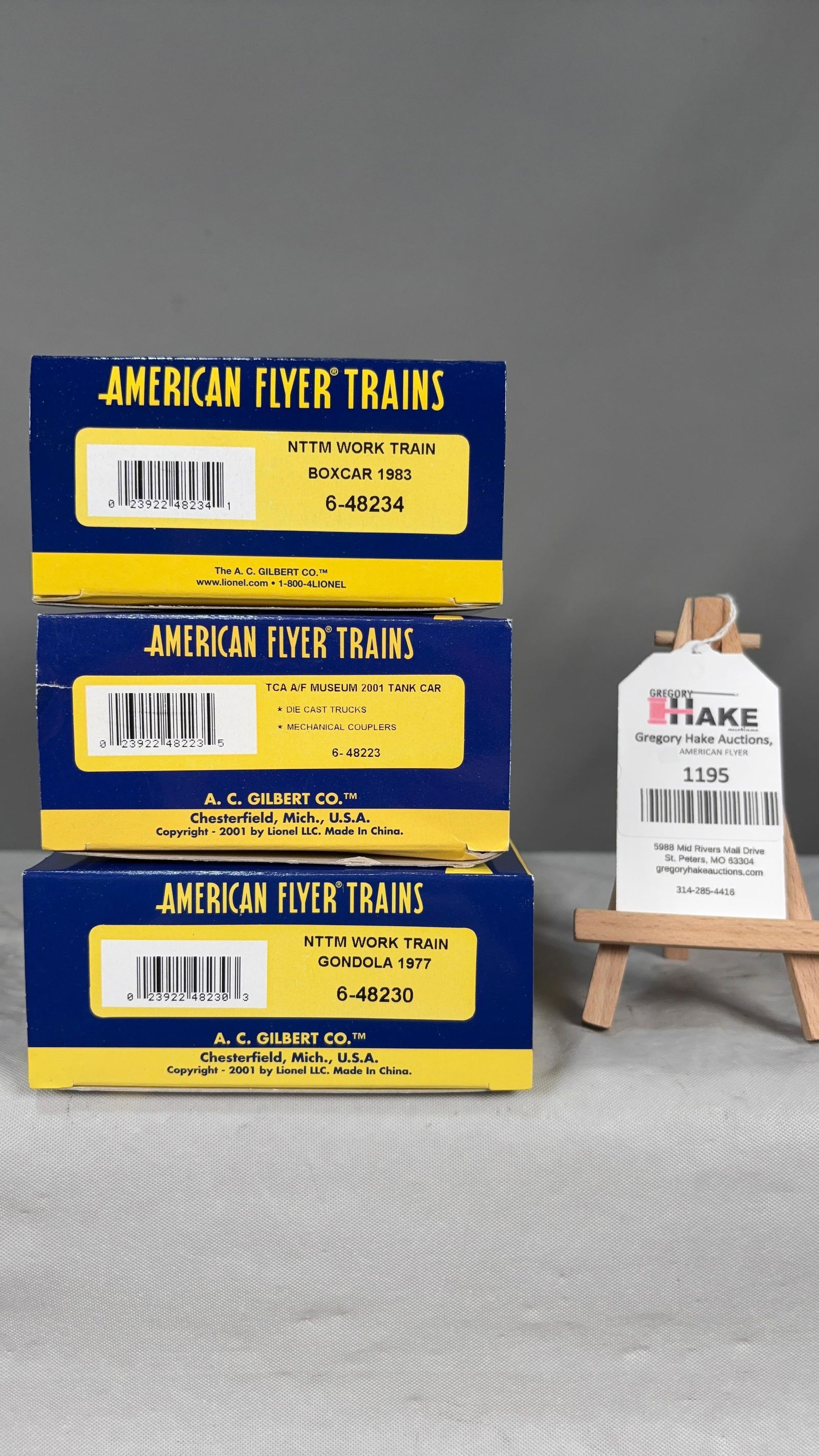 American Flyer LTI 48223 TCA Tank Car, 48234 Boxcar & 48230 Gondola w/ OB's: American Flyer LTI 48223 TCA Museum Tank Car, 48234 NTTM Work Train Boxcar & 48230 Work Train Gondola, w/ OB's. C10. See Photos for Details.Size11x5x8