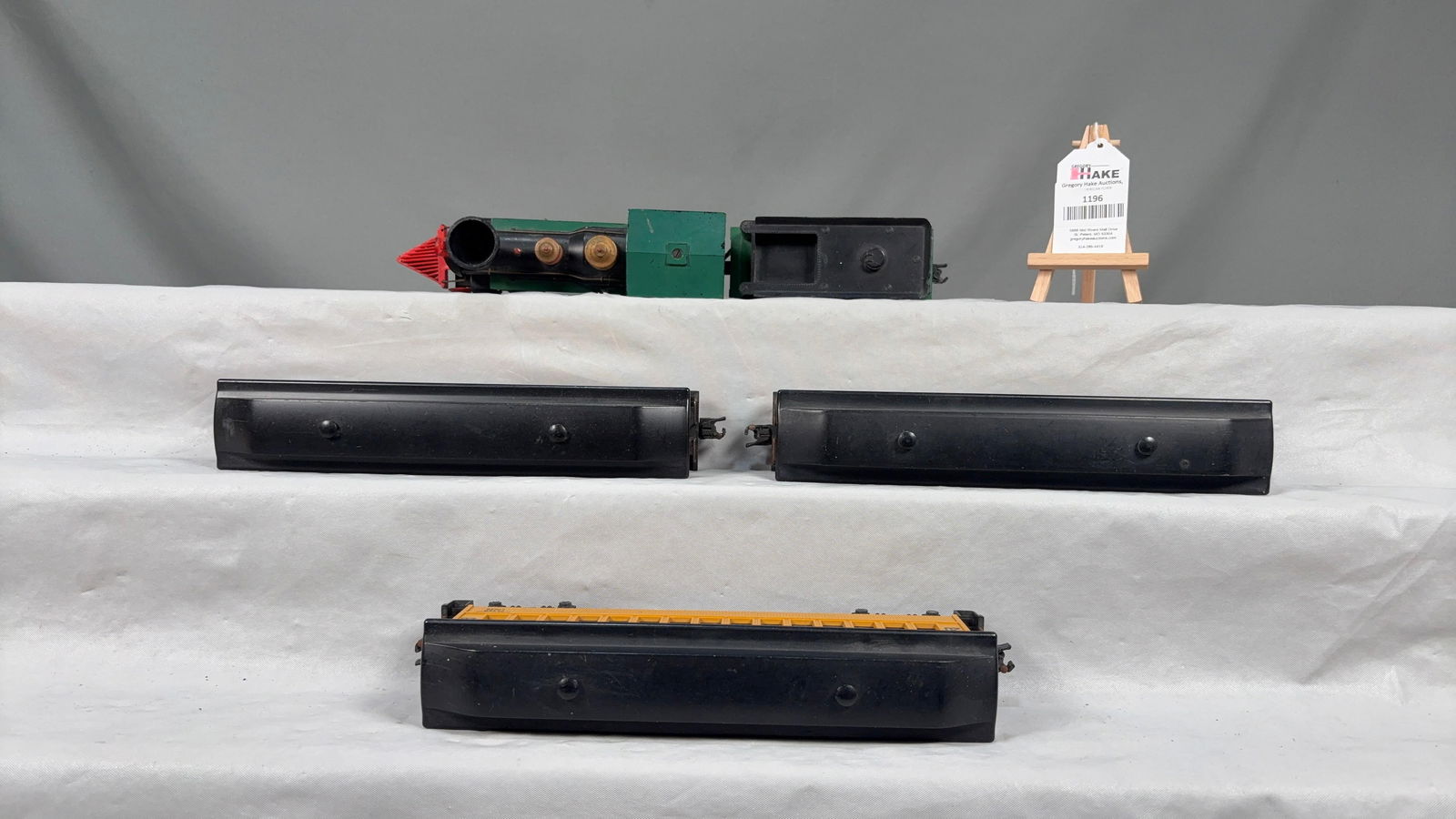 American Flyer 21088 Franklin Steam Loco & Tender w/ Passenger Cars - 3