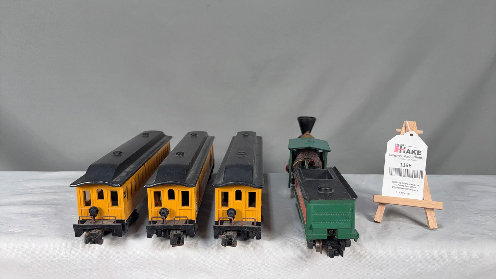 American Flyer 21088 Franklin Steam Loco & Tender w/ Passenger Cars - 6