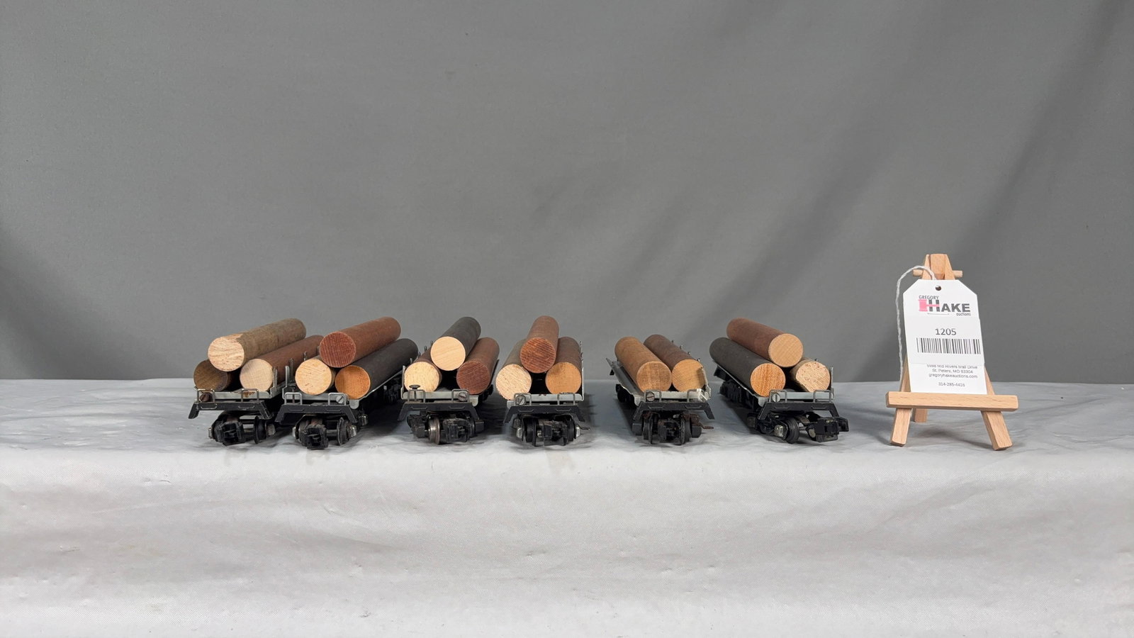 4 American Flyer Postwar 714 & 2 - 914 Log Dump Cars - 5