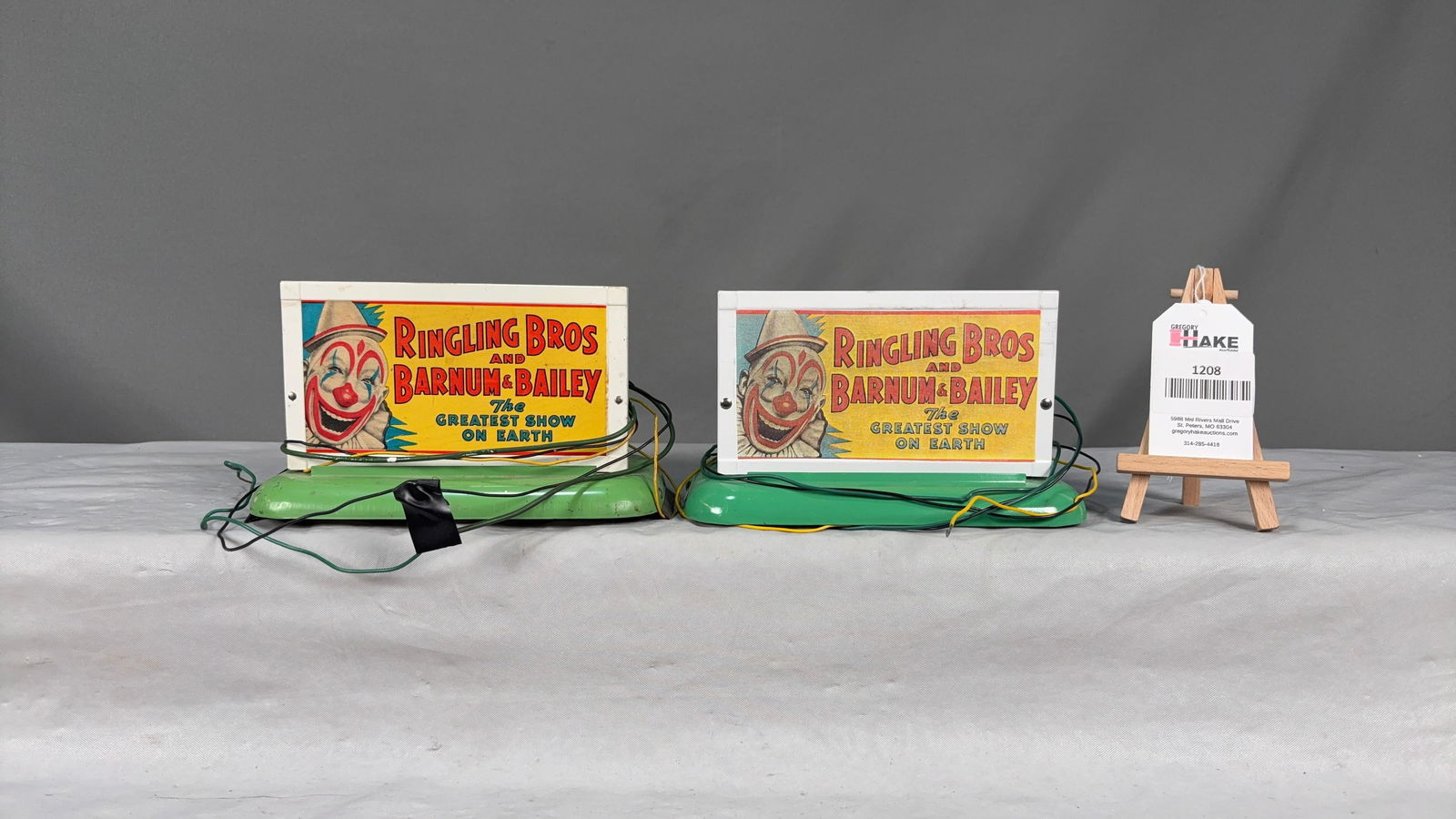 2 American Flyer Postwar Ringling Bros. Whistling Billboards (1 of 6)