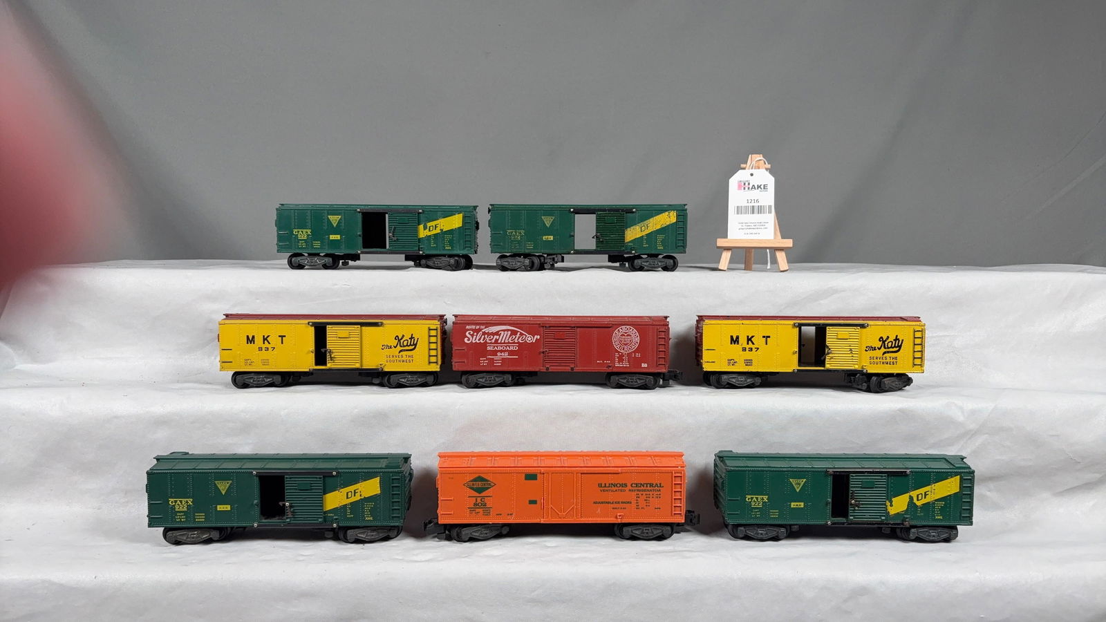 Large Lot of American Flyer Postwar Boxcars -937, 922, 942 and 802 - 2