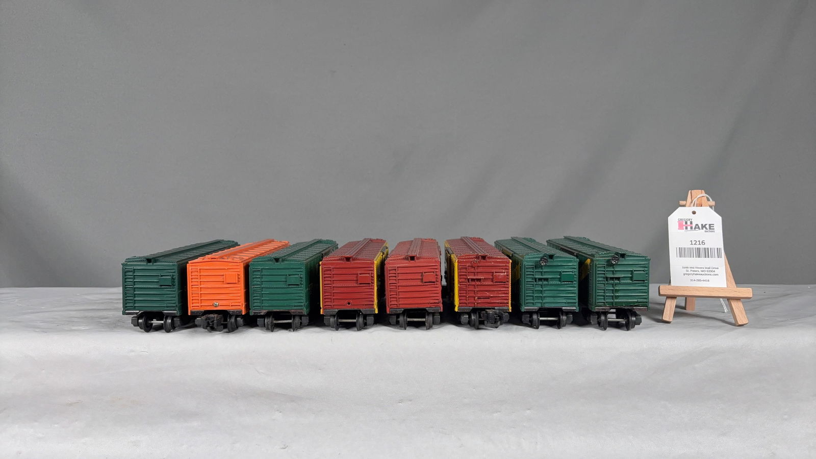 Large Lot of American Flyer Postwar Boxcars -937, 922, 942 and 802 - 6