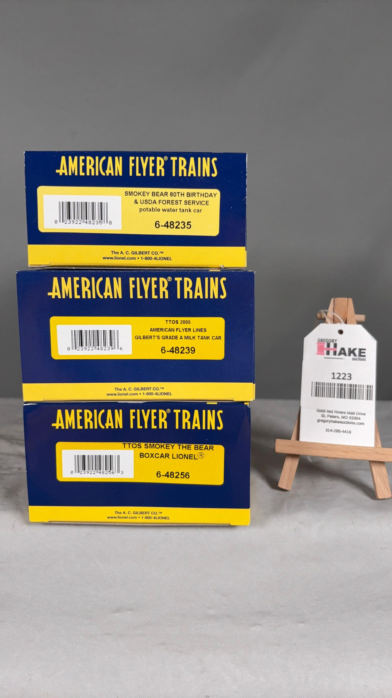 American Flyer 6-48235 Tank Car, 6-48239 Tank Car, 6-48256 Boxcar w/ OB (1 of 2)