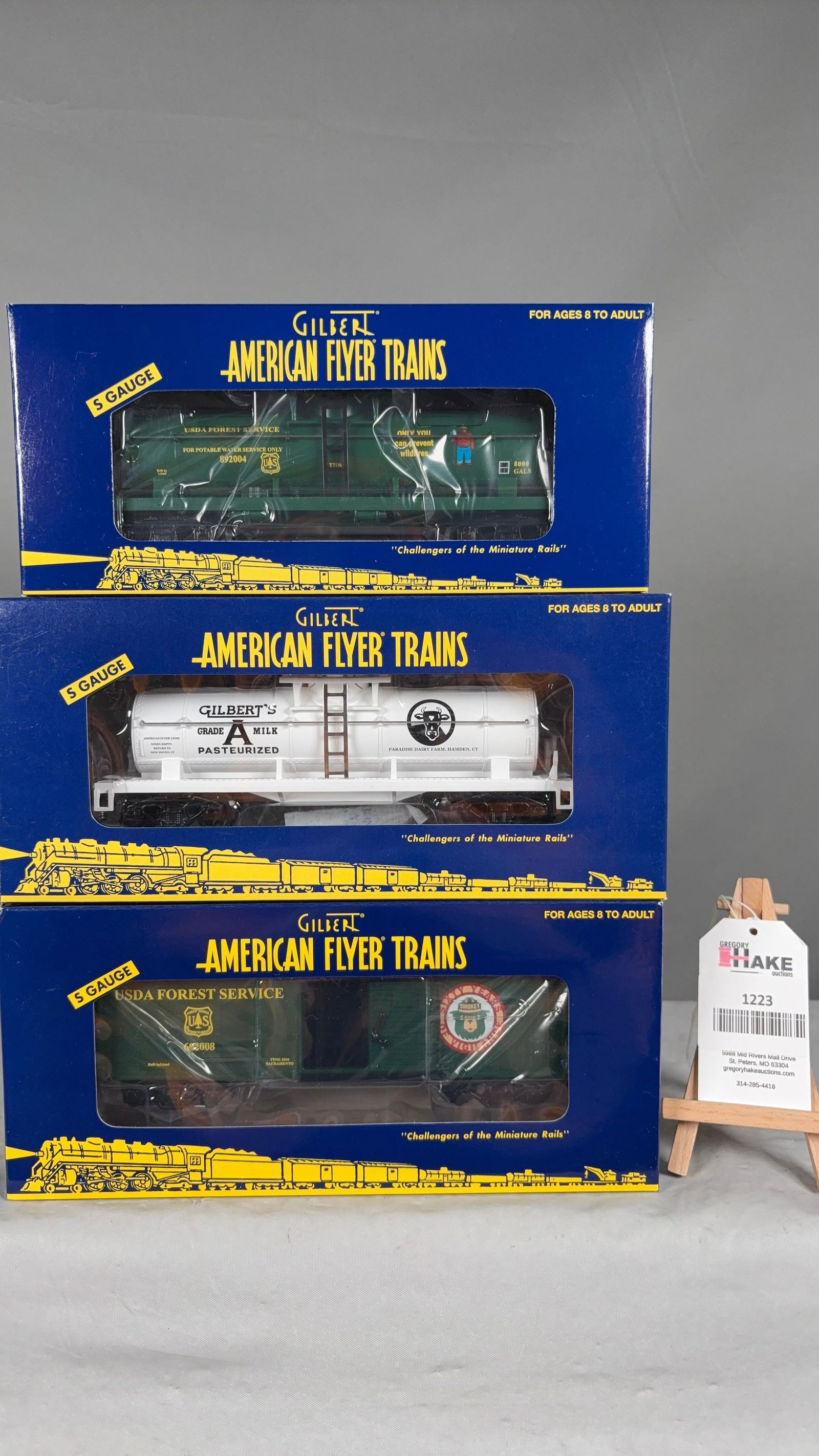 American Flyer 6-48235 Tank Car, 6-48239 Tank Car, 6-48256 Boxcar w/ OB - 2