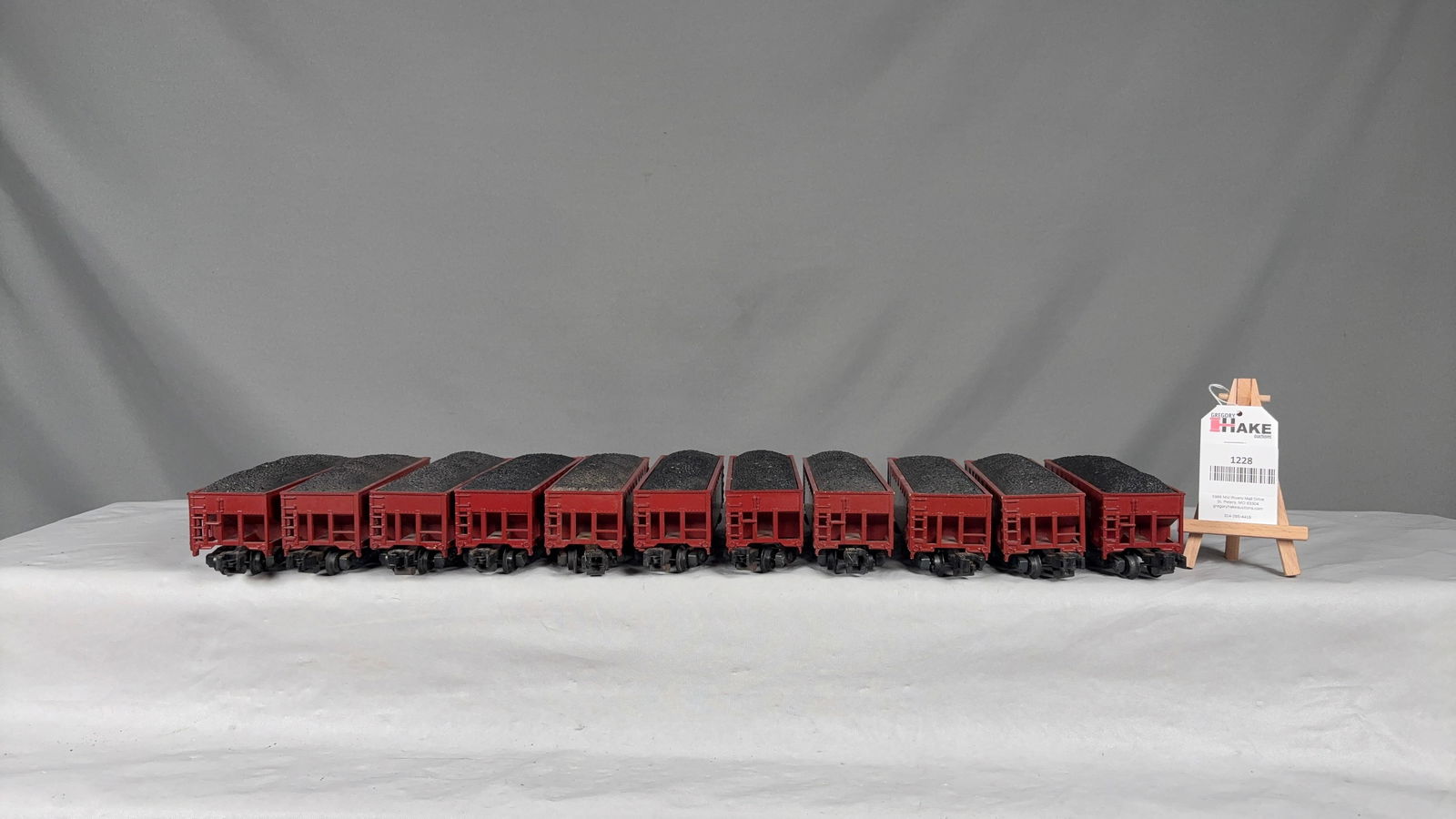11 American Flyer 921 CB&Q Hoppers with Coal Loads - 6