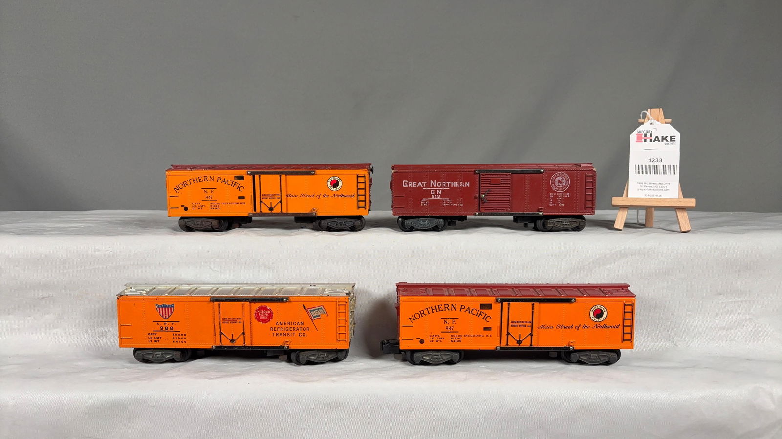 American Flyer 913 GN, 2- 947 NP's and 988 ART Reefer Freight Cars (1 of 6)