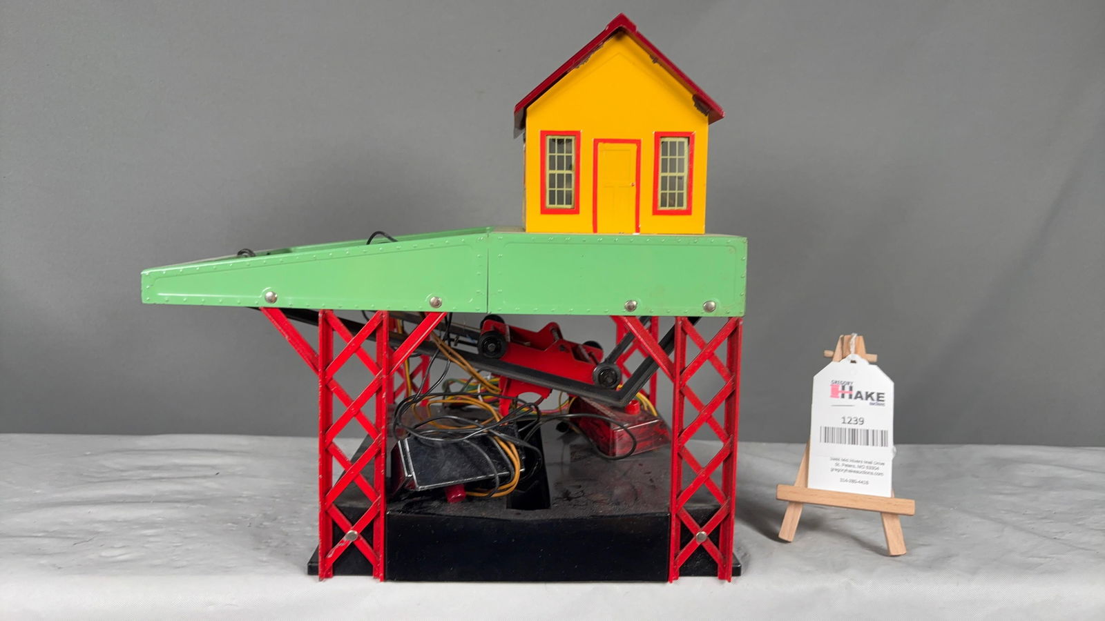 American Flyer Postwar 751 Log Loader w/ Control Button - 3