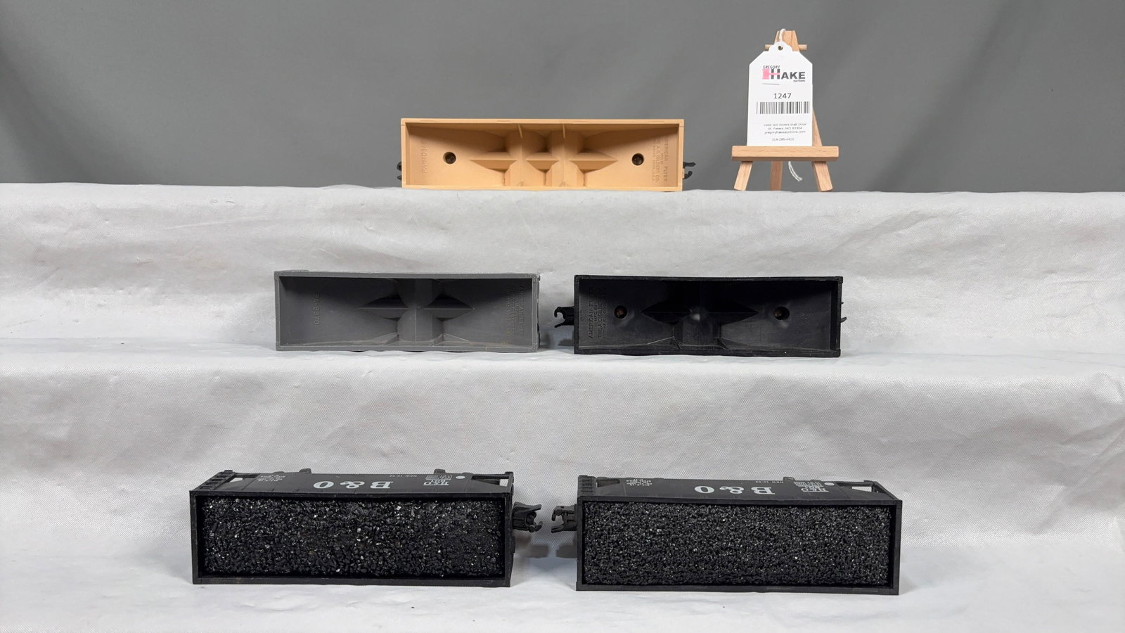 American Flyer Postwar 801, 801, 901 B&O, 632 LNE, 24230 Peabody Hoppers - 3