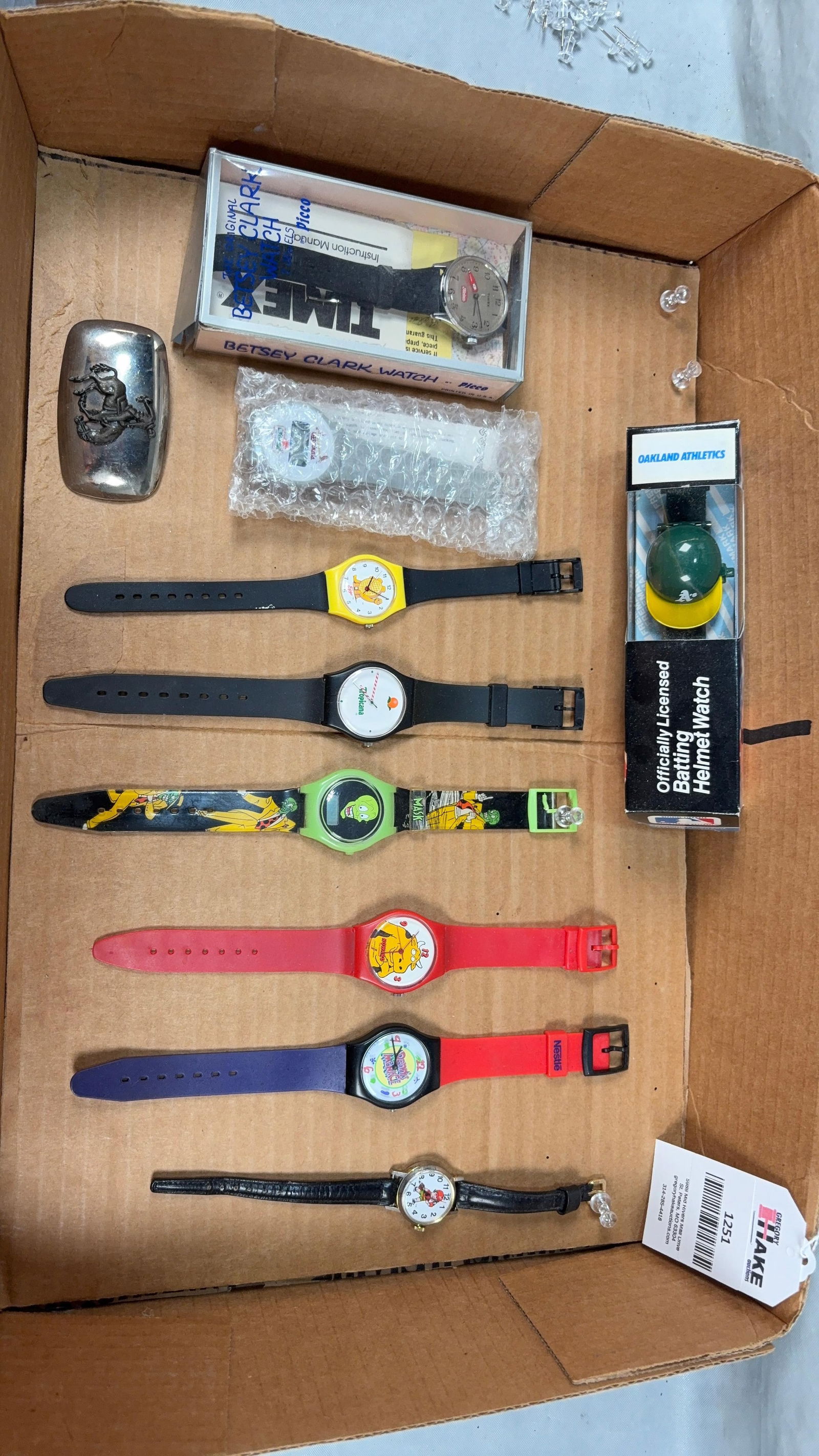 9 Watches Includes Eggo, Tropicana, Dennis the Menace, Mask & More: 9 Watches Includes Eggo, Tropicana, Dennis the Menace, Mask & More. See photos for detailsSize11x6x2