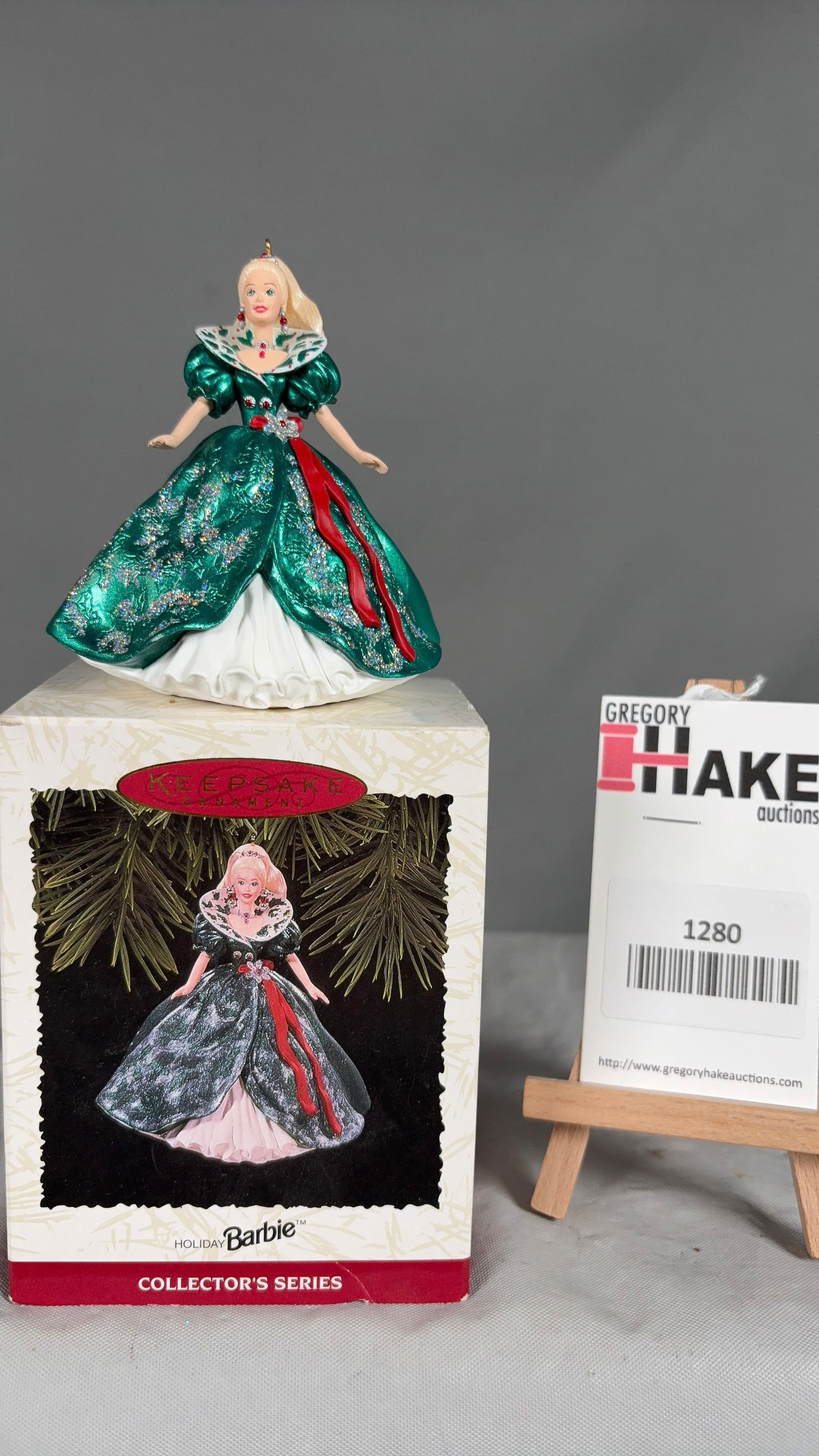 Box Lot of Star Wars, Wizzer, Barbie, Disney and Other Items - 4