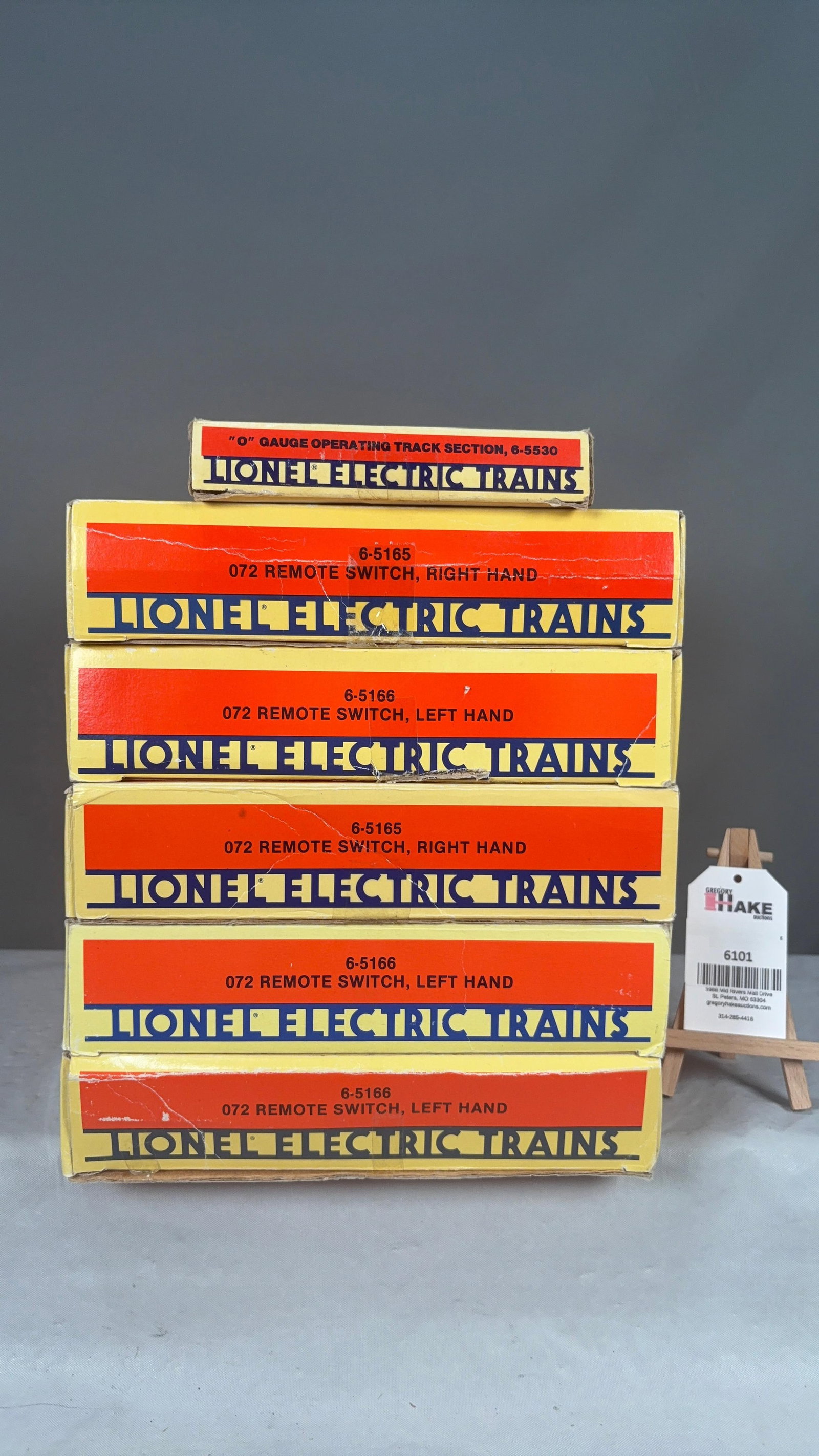 Lionel LTI Set of 5 Remote Control Switches: (3) Left Hand 5166, (2) Right Hand 5165, & Track w/OB (1 of 2)