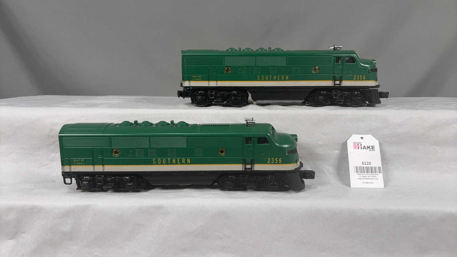 Lionel Postwar Southern 2356 AA Diesel F3 Locomotives (1 of 6)
