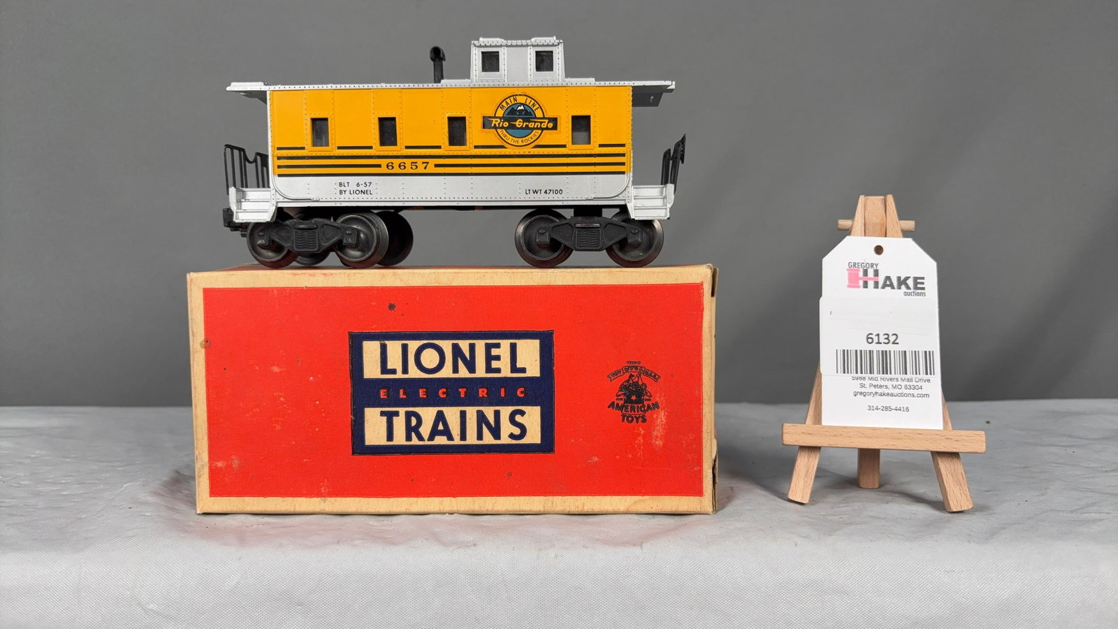 Lionel Postwar 6657 Rio Grande Caboose w/OB (1 of 6)