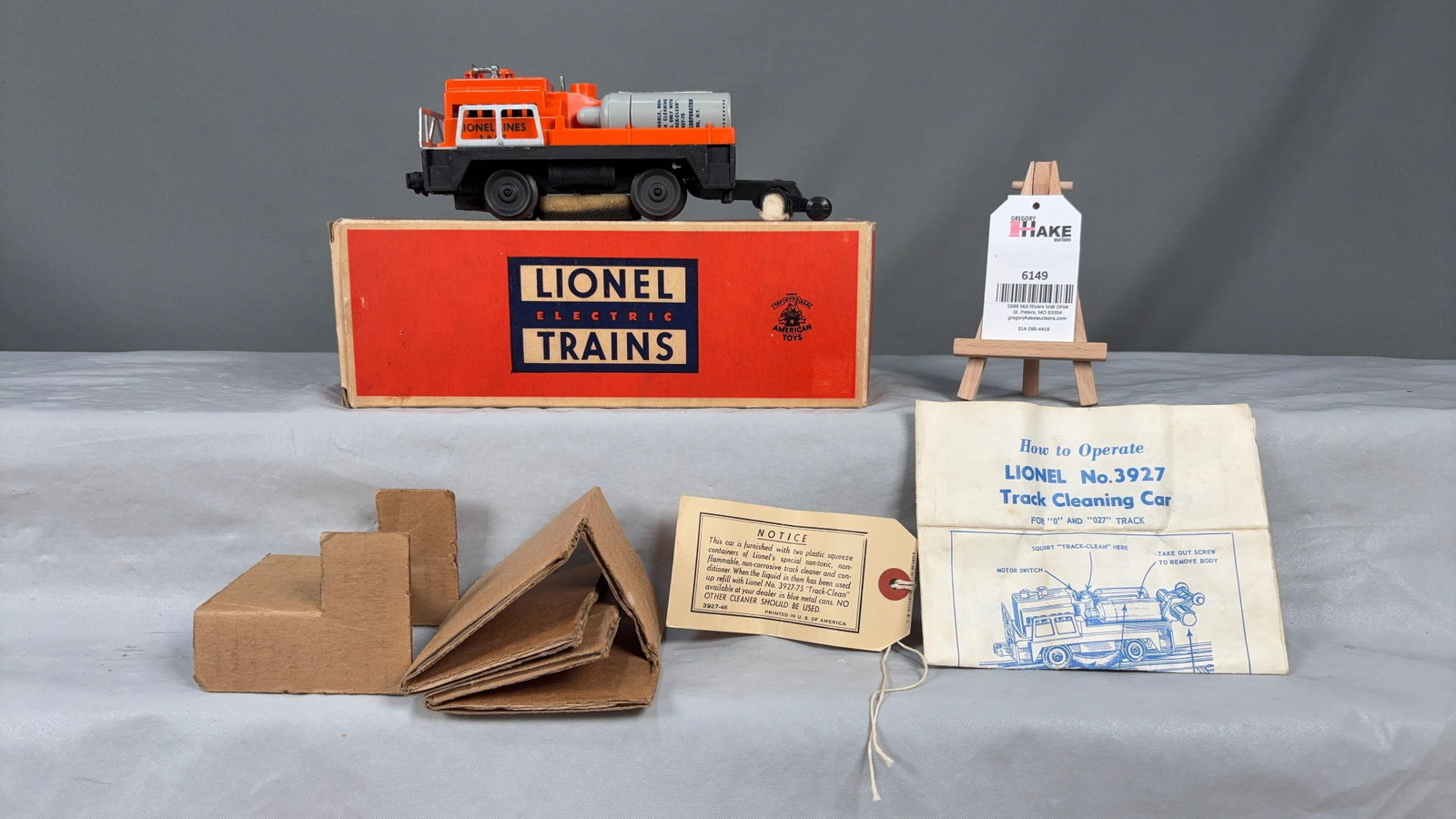 Lionel Postwar 3927 Track Cleaning Car w/OB (1 of 6)