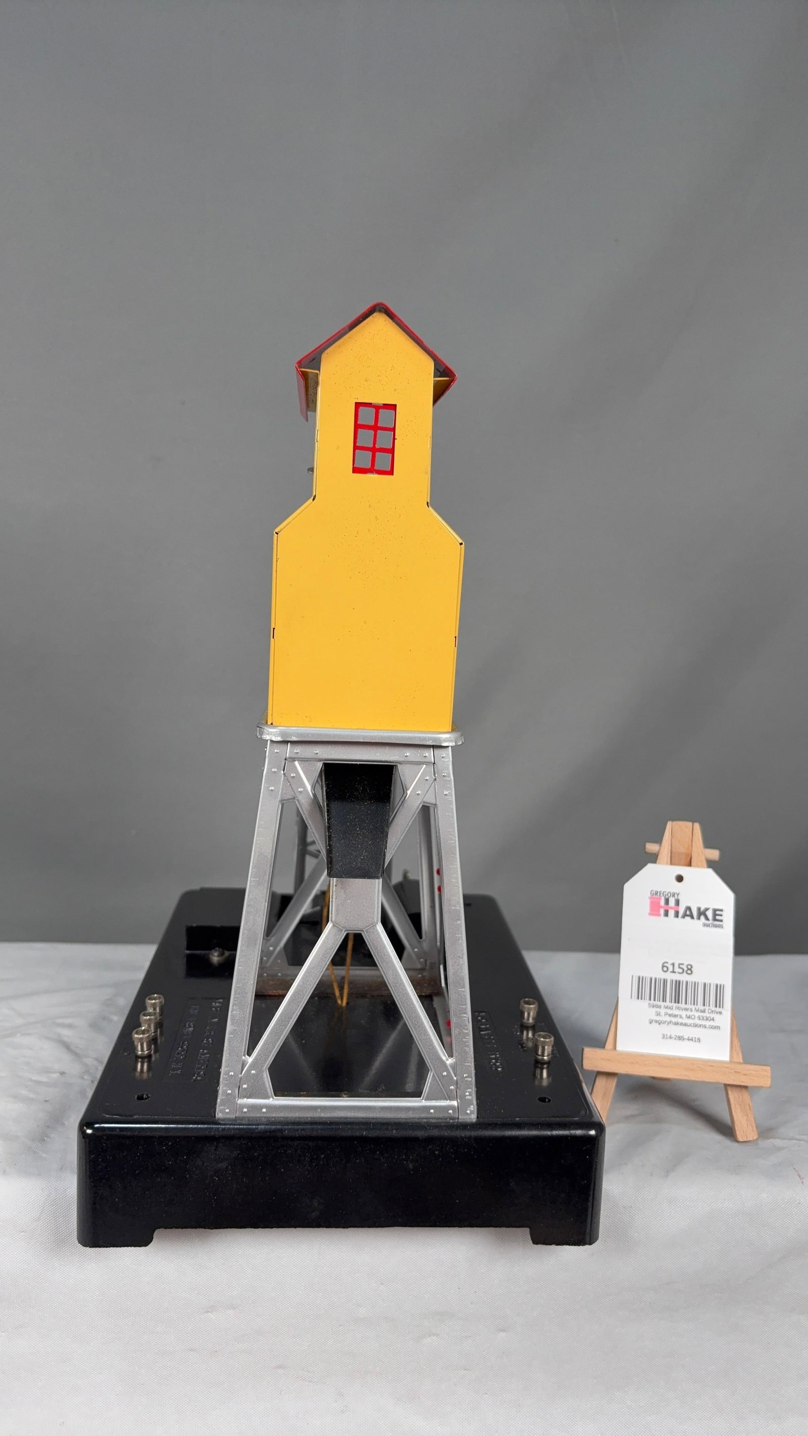 Mint Lionel Postwar 97 Operating Coal Loader w/OB - 3