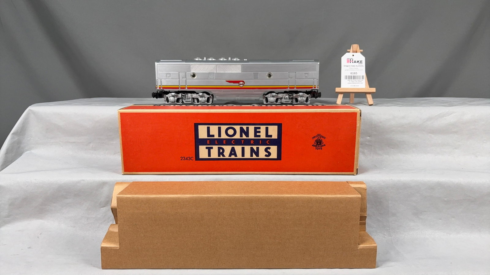Beautiful Lionel Postwar 2343C Santa Fe B Unit w/OB (1 of 9)