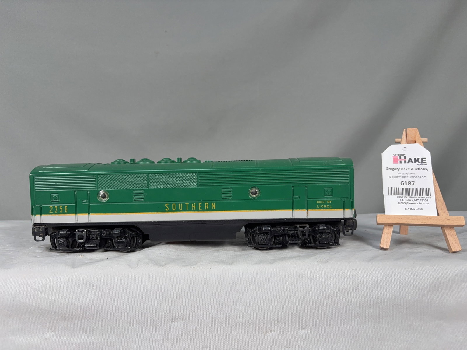 Lionel Postwar 2356 Southern B Unit (1 of 6)