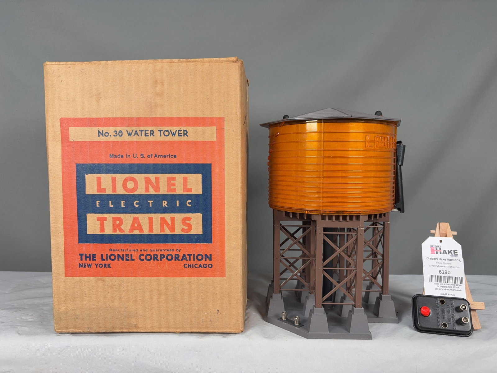 Lionel Postwar #30 Water Tower w/OB: Lionel Postwar #30 Water Tower w/OB, C8. Original box includes two inserts and has a partial split down one corner