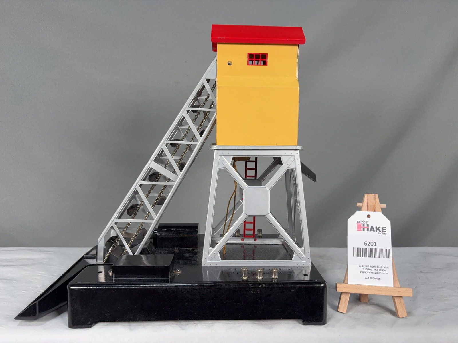 Lionel Postwar 97 Coal Loader - 2