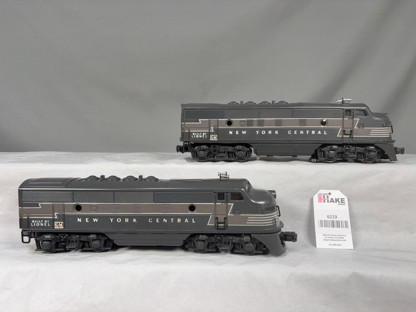 Lionel Postwar 2344 NYC AA F3 Diesel Locomotives (1 of 6)