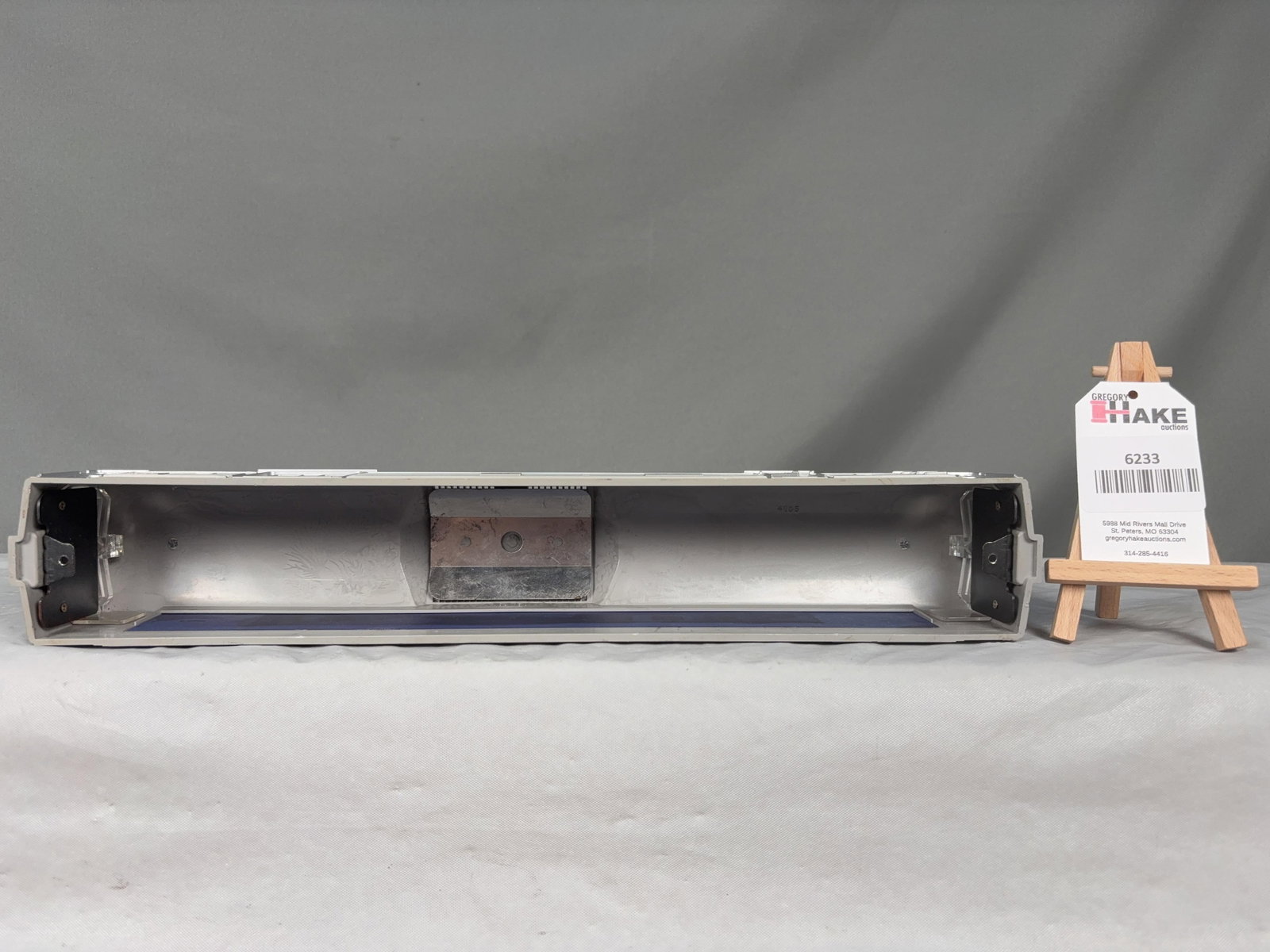 Lionel Postwar 404 Budd Car Shell Only - 4