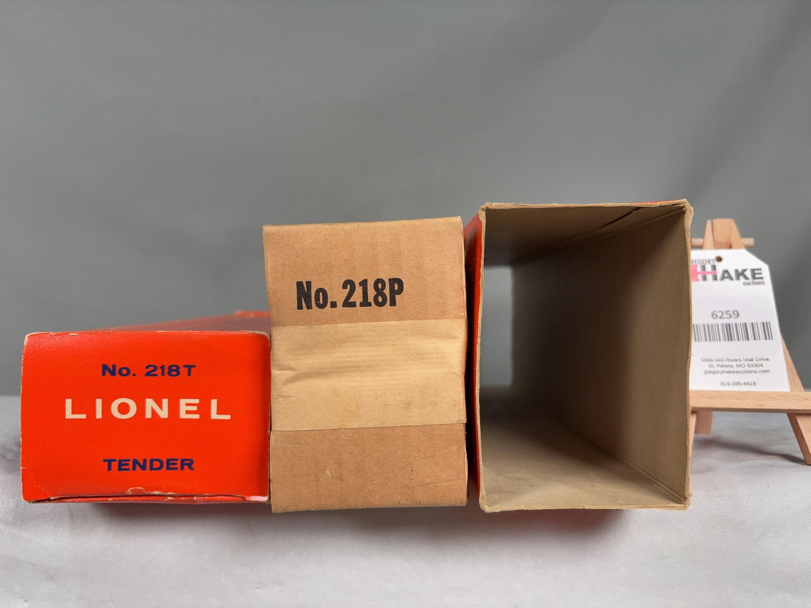 Lionel Postwar Empty Boxes for 218 P and T Santa Fe Alco AA Diesel Locomotives (1 of 6)