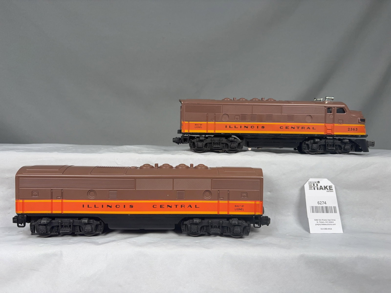 Lionel Postwar 2363 Illinois Central AB F3 Diesel Locomotives (1 of 6)