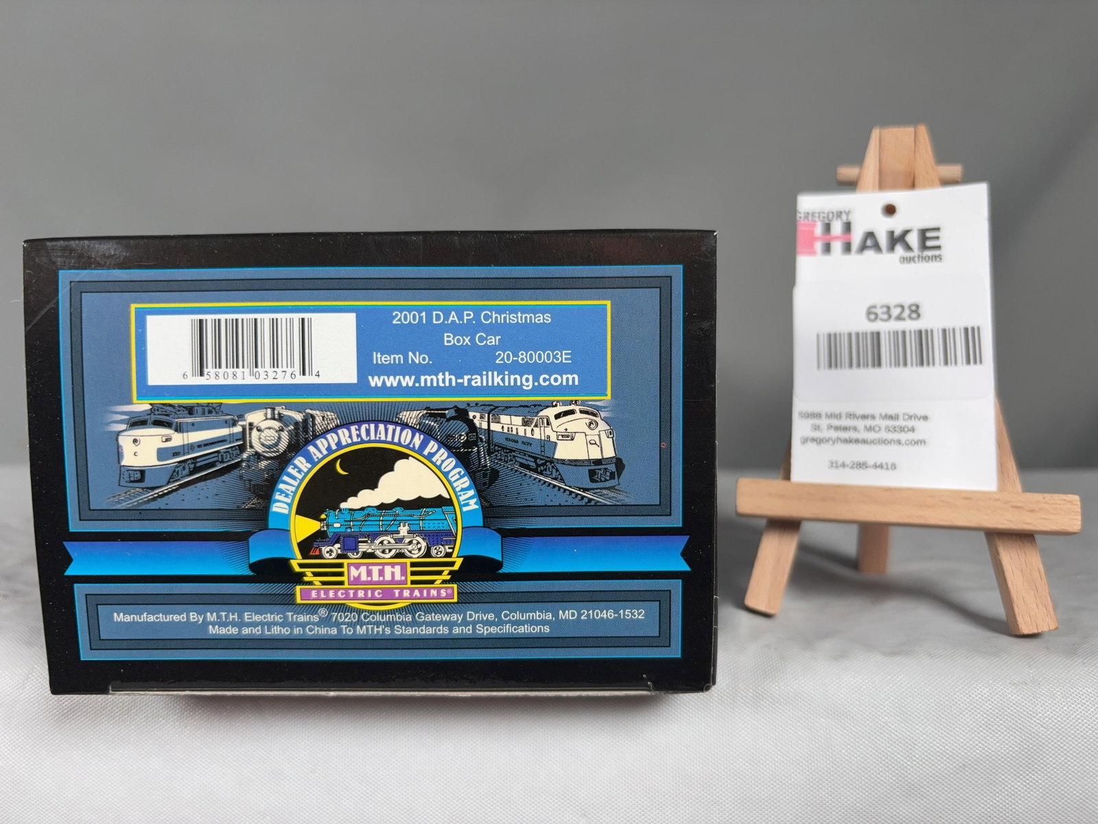 MTH 2001 D.A.P. Christmas Box Car 20-80003E w/OB (1 of 2)