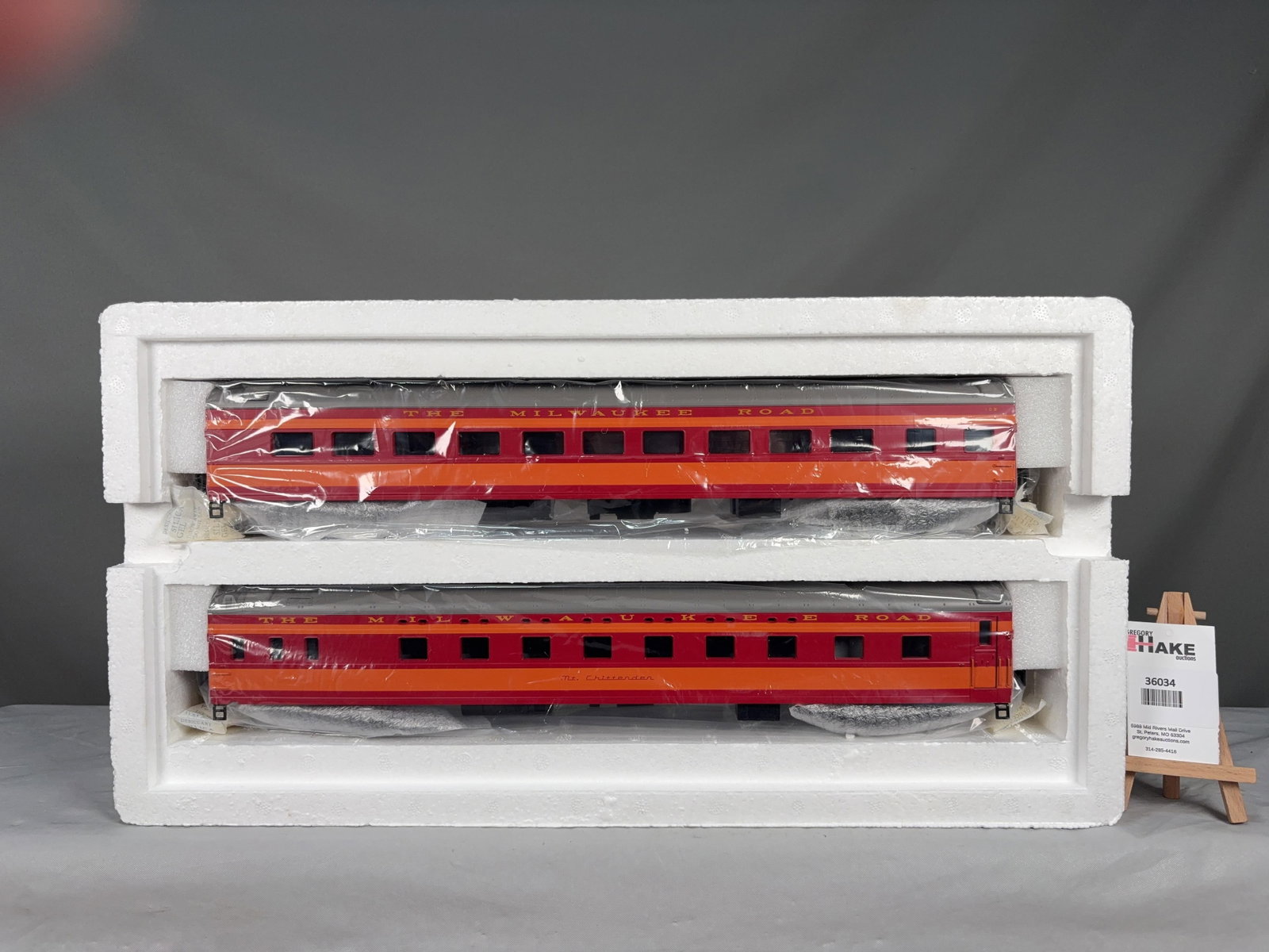 MTH Milwaukee Road 2 Car 70' ABS Sleeper/Diner Passenger Set - Smooth 20-6672 w/ OB - 2