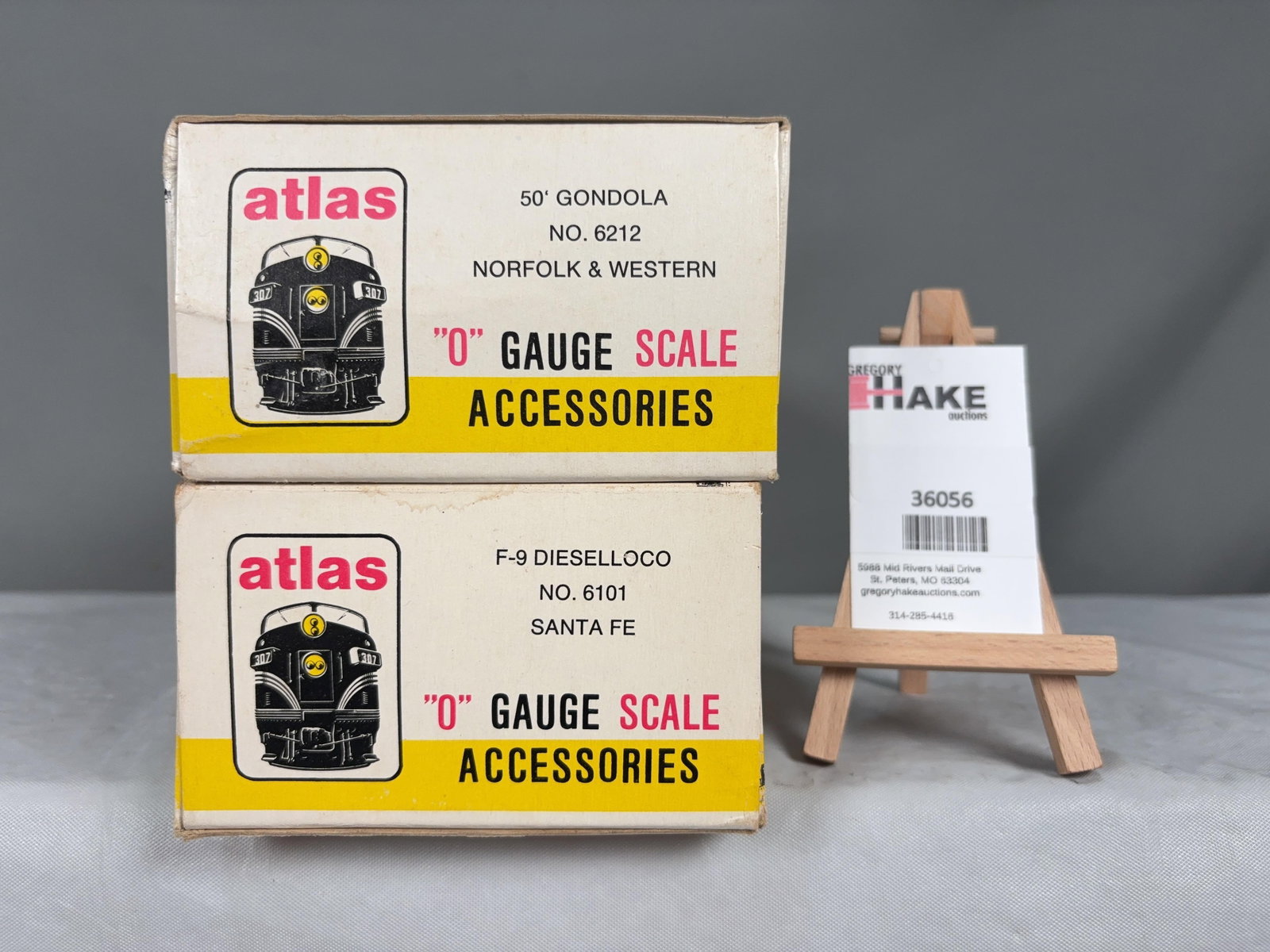 2 Atlas O Scale Cars w/OB's (1 of 2)
