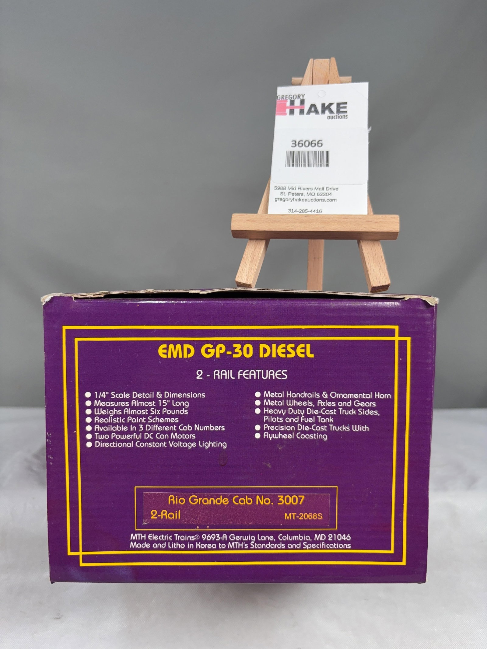 MTH Rio Grande EMD GP-30 Diesel 2-Rail no. 3007 MT-2068S w/ OB: MTH Rio Grande EMD GP-30 Diesel 2-Rail no. 3007 MT-2068S w/ OB, C8 � Size 21x7x5