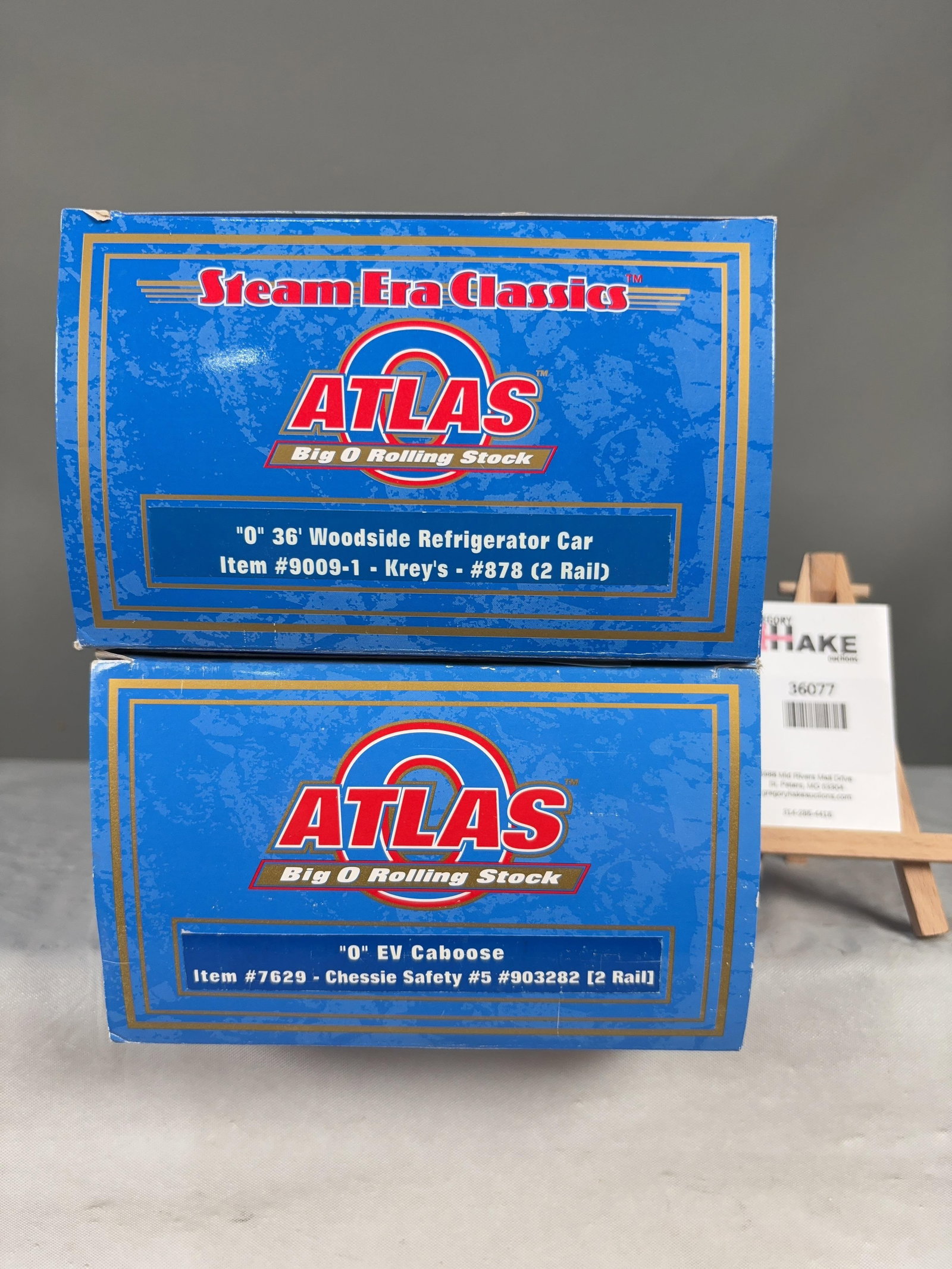 Atlas O Scale Refrigerator Car & Caboose w/OB's (1 of 2)