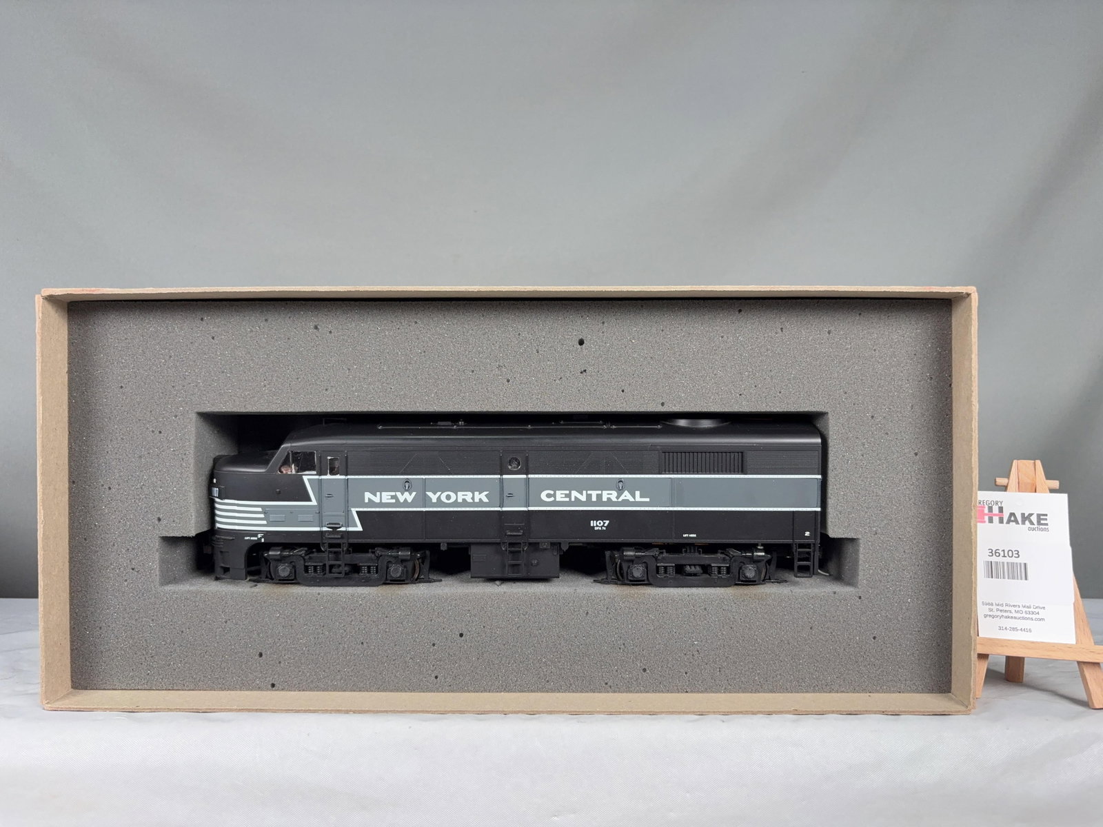 Weaver O Scale FA-2 Diesel Locomotive A Unit Powered New York Central 6030 w/OB - 2