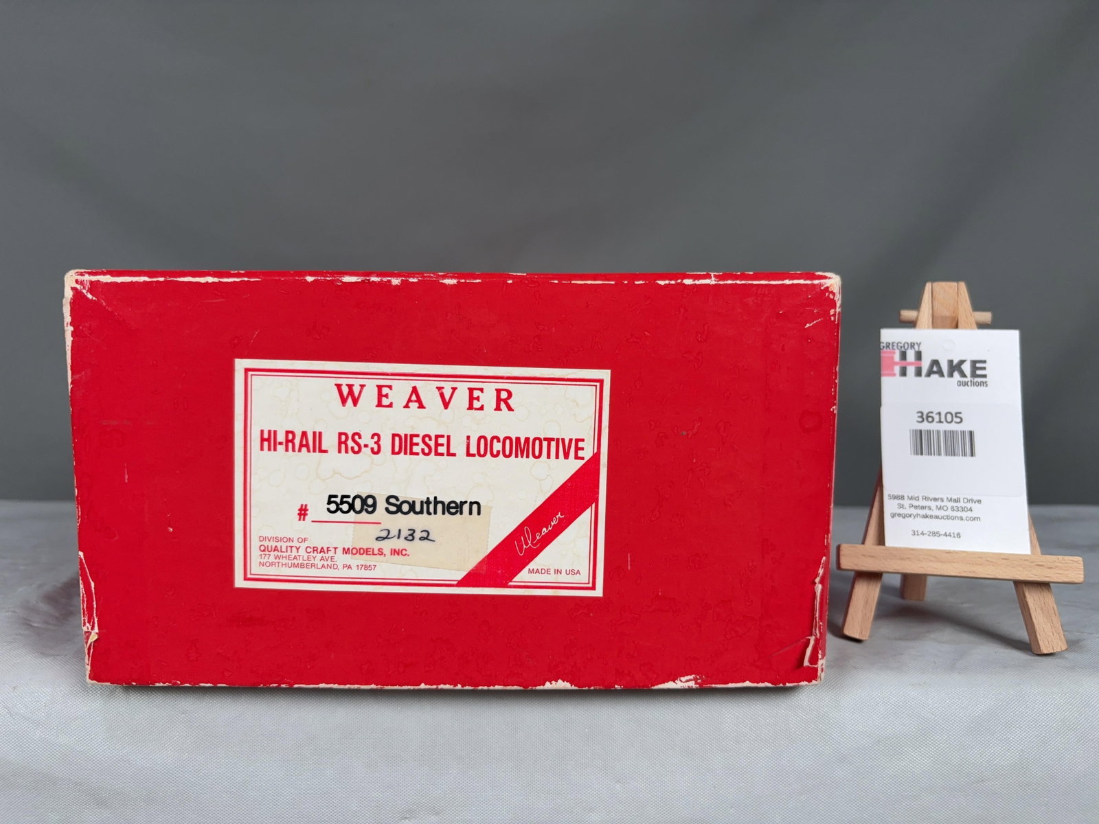 Weaver RS-3 Diesel Locomotive Southern 5509 w/OB: Weaver RS-3 Diesel Locomotive Southern 5509 w/OB, C8. � Size 19x9x5