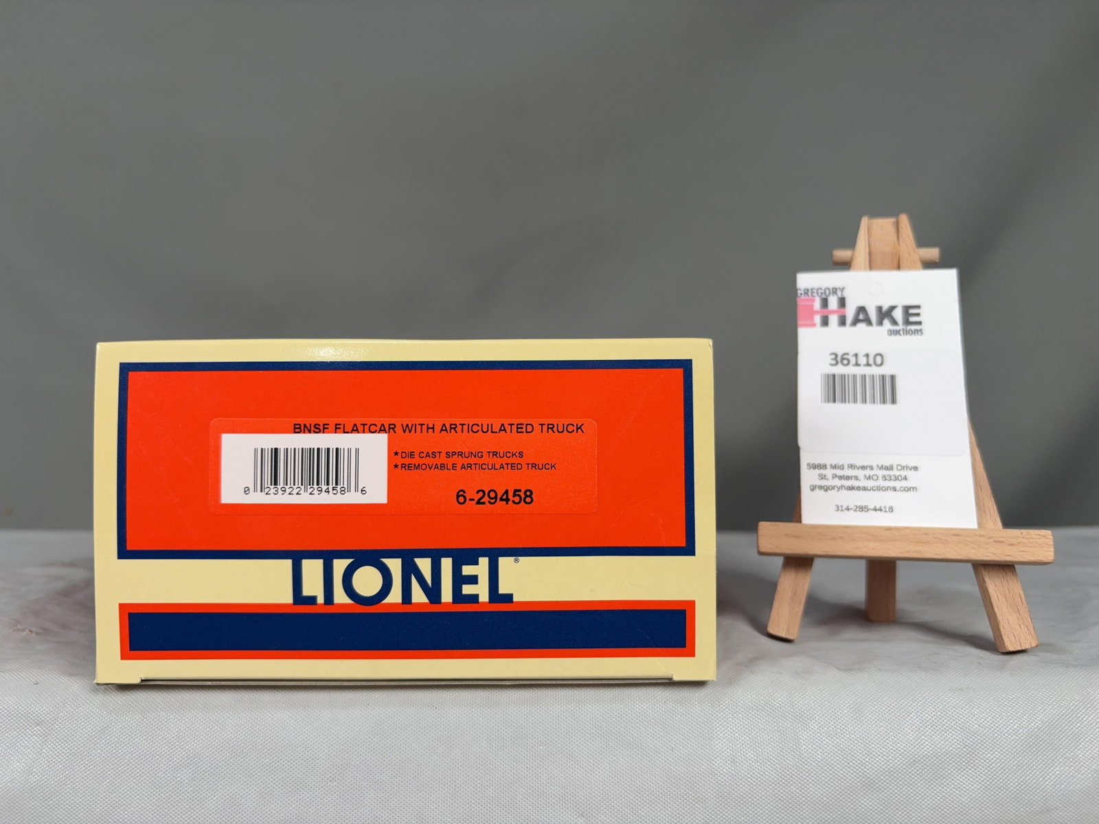 Lionel BNSF Flatcar with Articulated Truck 29458 w/ OB (1 of 2)