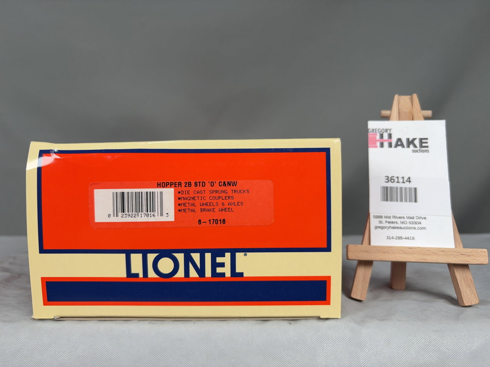 Lionel Hopper 2B 8TD O C&NW 17016 w/ OB (1 of 2)